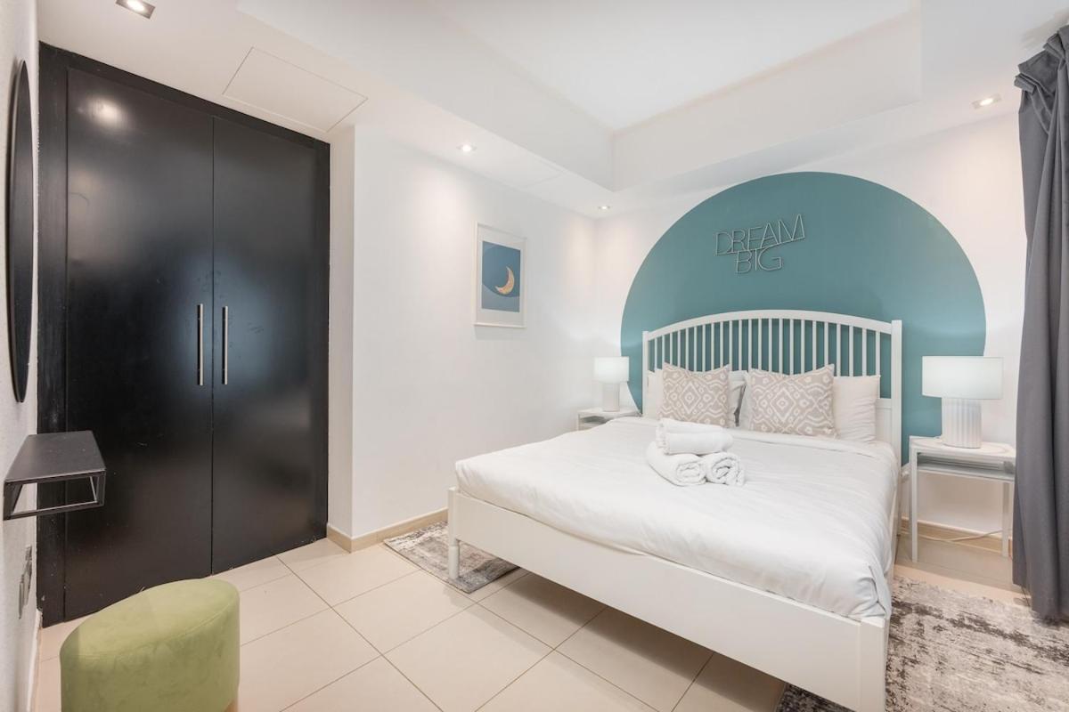 Apartment Opulent 3br With Modern Touches In Jbr