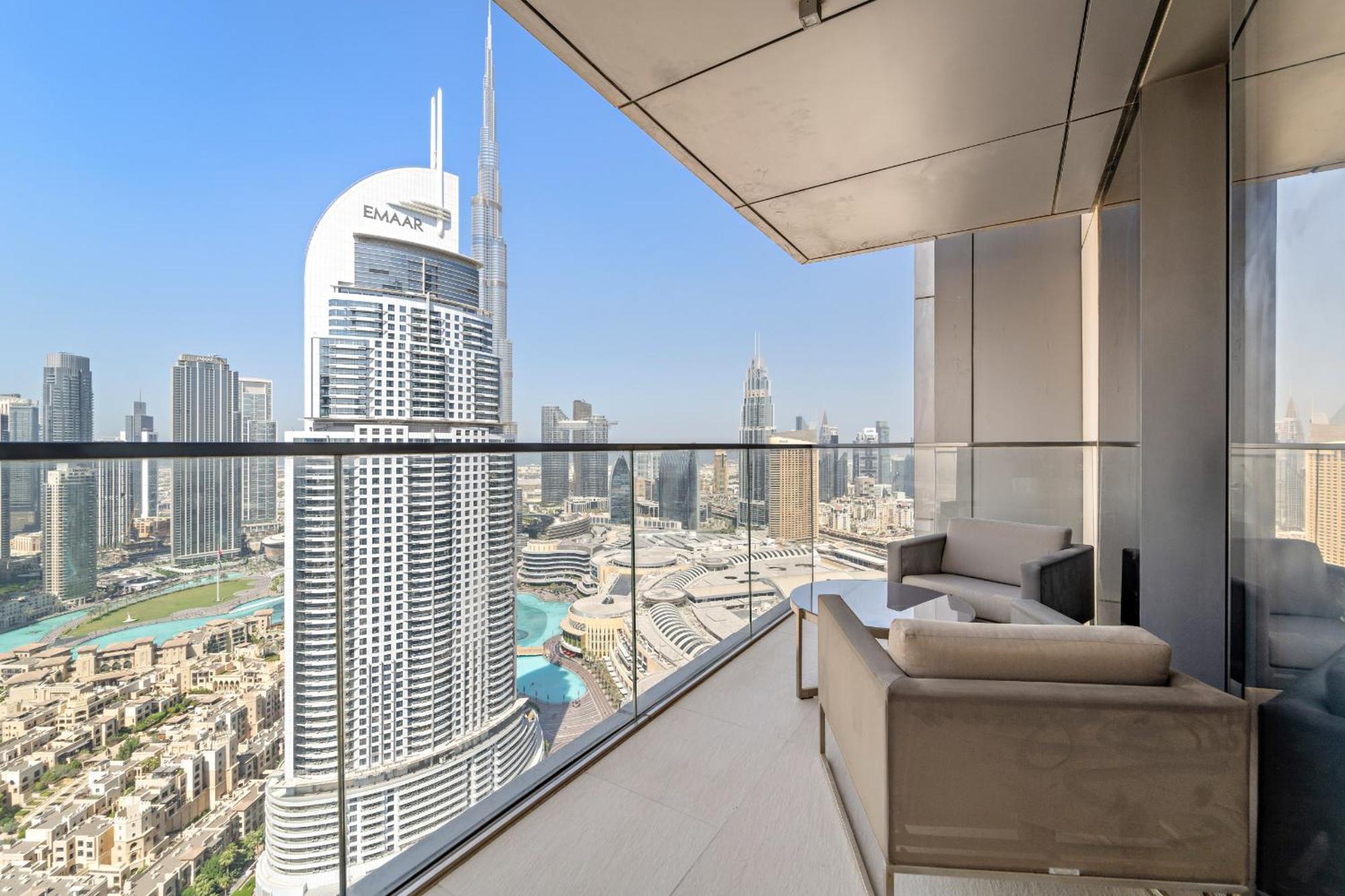 Vayk - Luxurious 2 Bedroom In Downtown