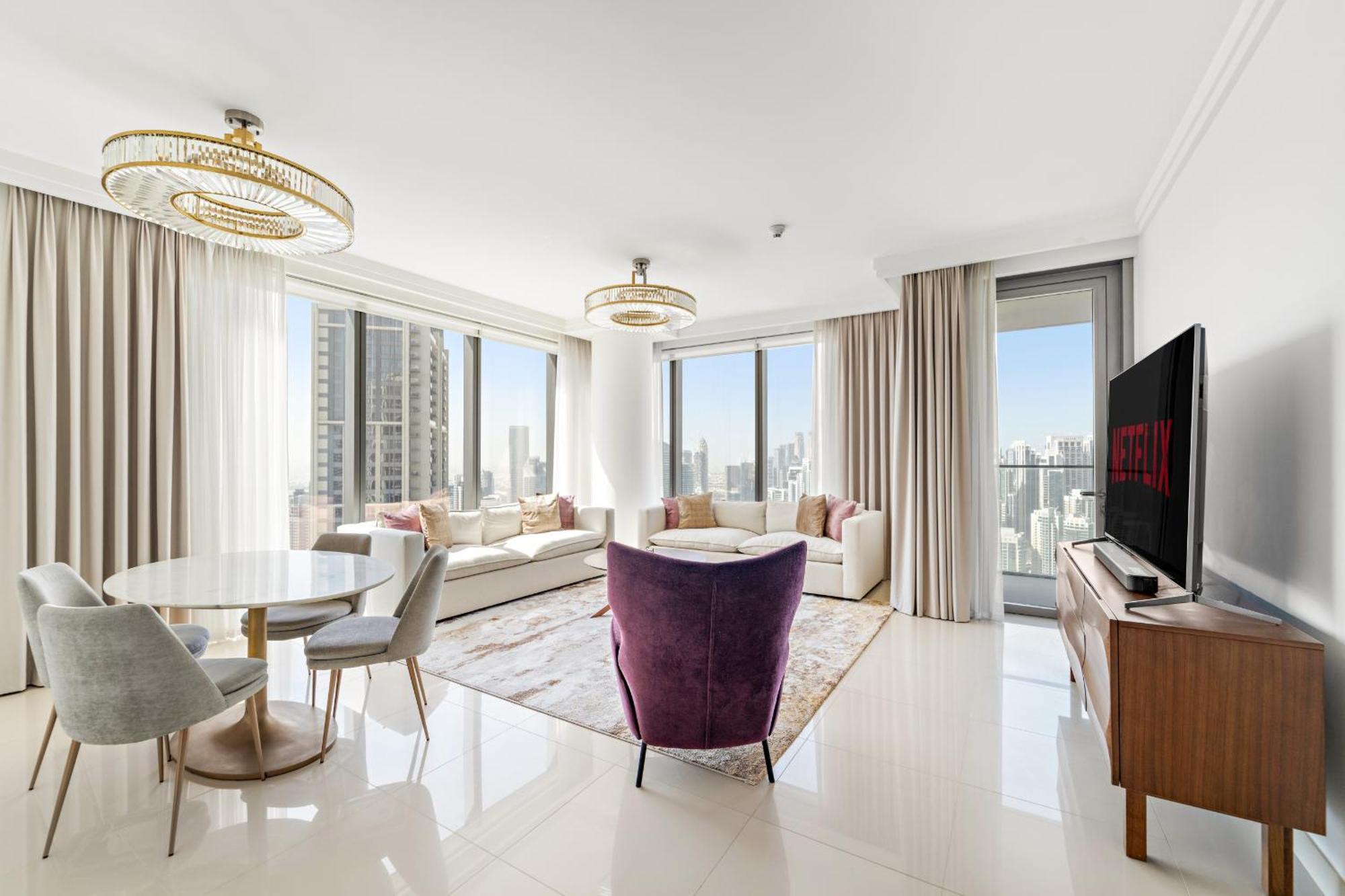 Vayk - Luxurious 2 Bedroom In Downtown Apartment Dubai