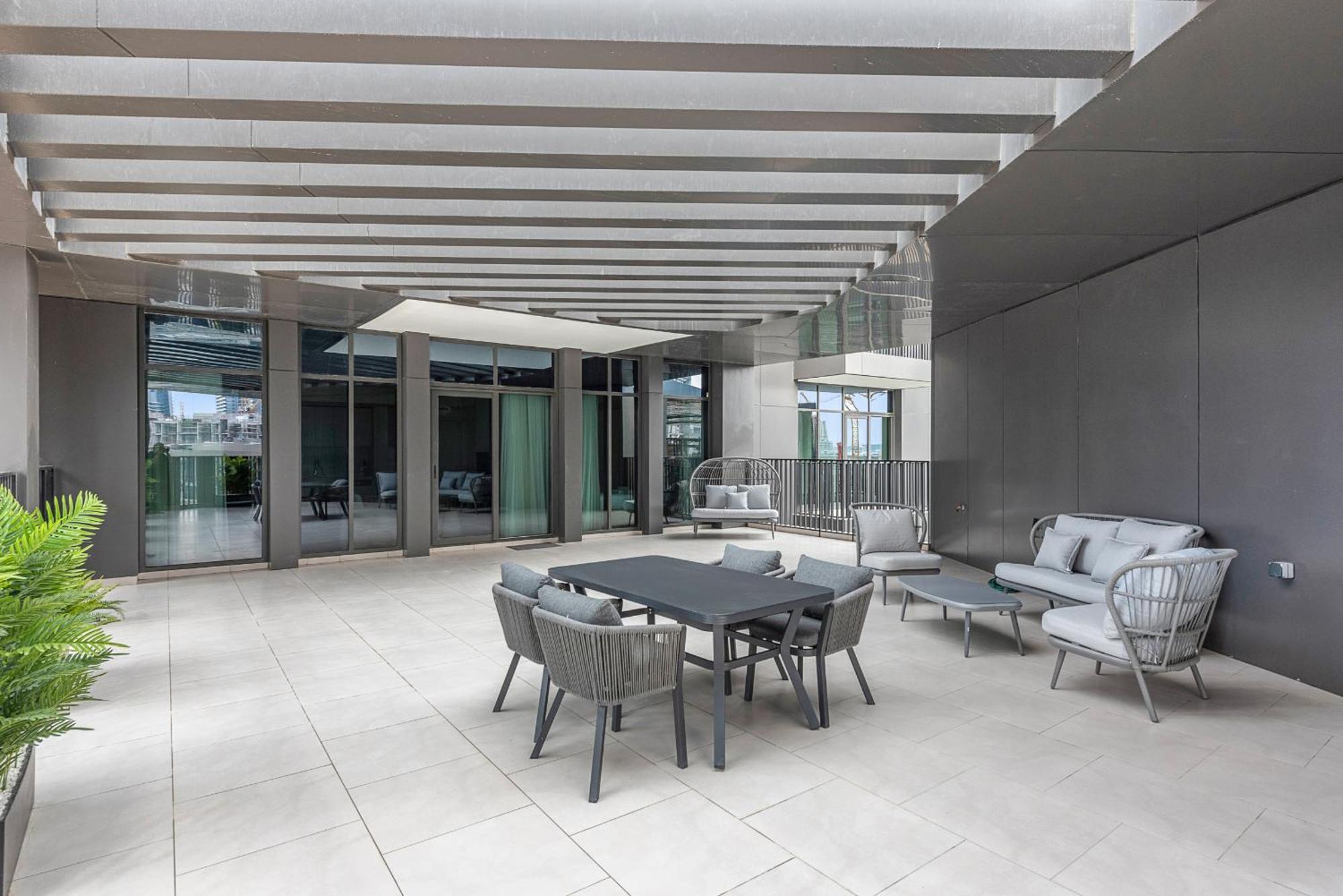 Vayk - Stylish Brand New 1 Bd With Terrace In Business Bay * Dubai