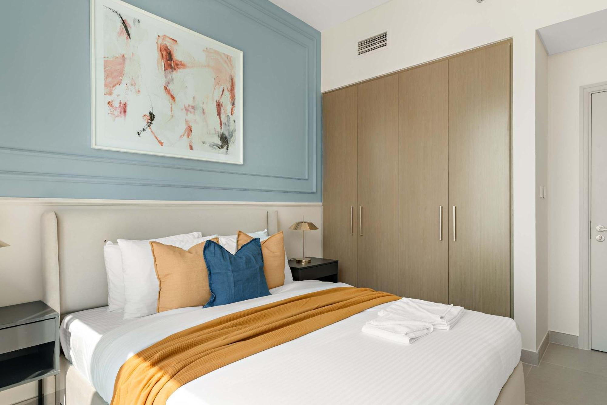 Apartment Silkhaus Cozy 1bdr At Tower In Emaar Downtown Dubai