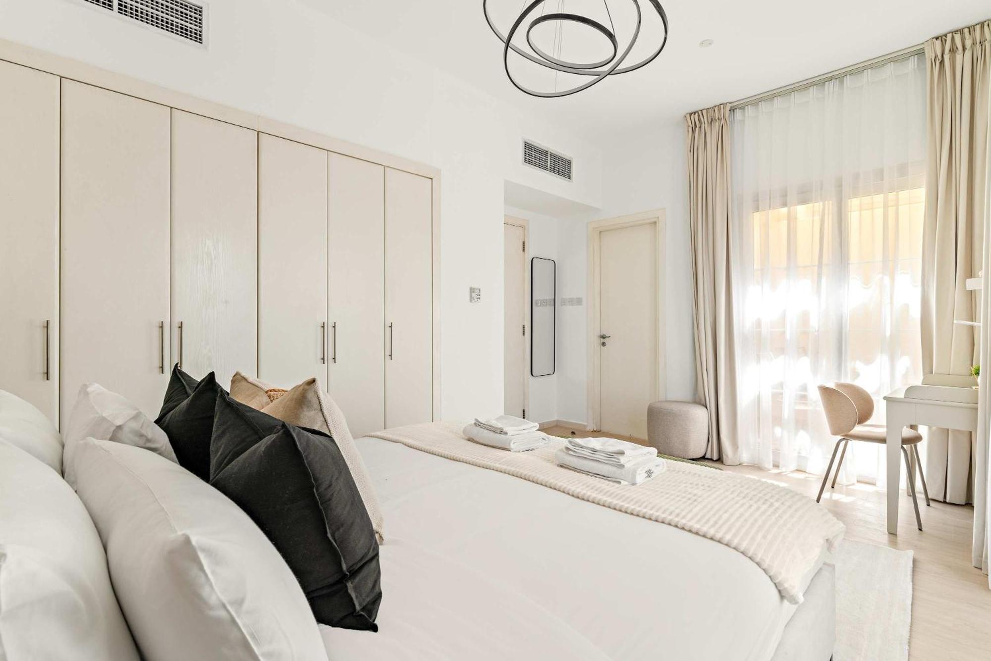 Silkhaus Luxe 2 Bdr With Maid In Springs 7 14 *