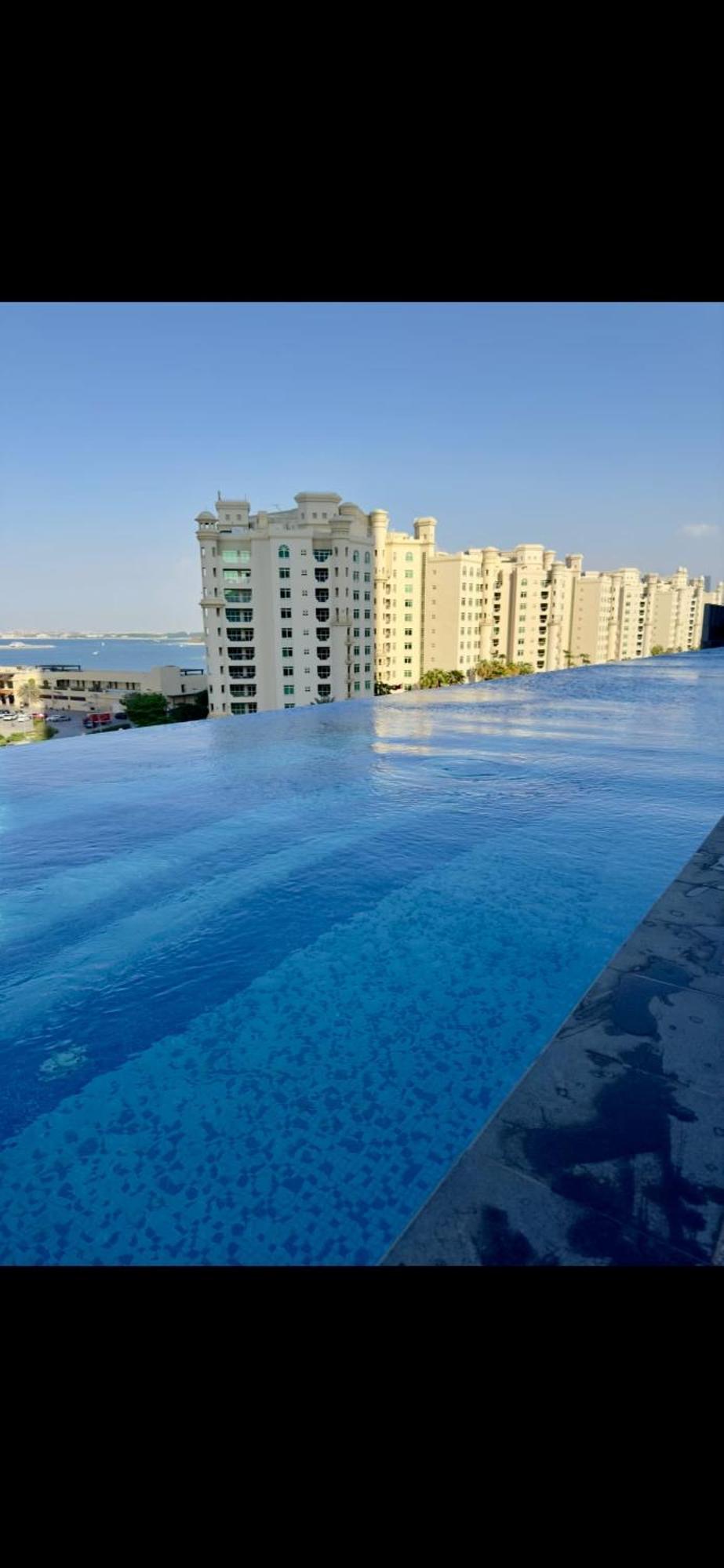 Exquisite - Highest At The Palm Tower Apartment