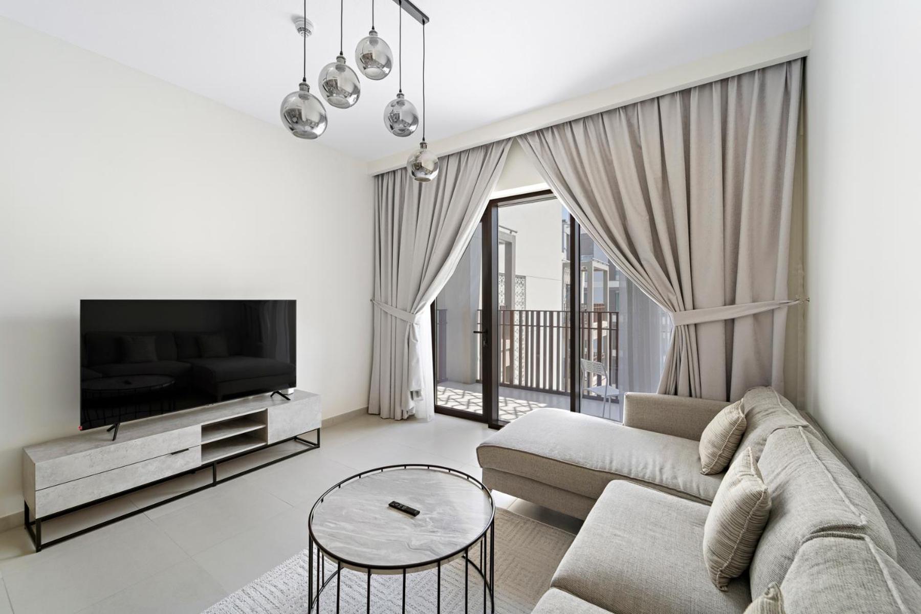 1br Summer 4 Direct Access Dubai