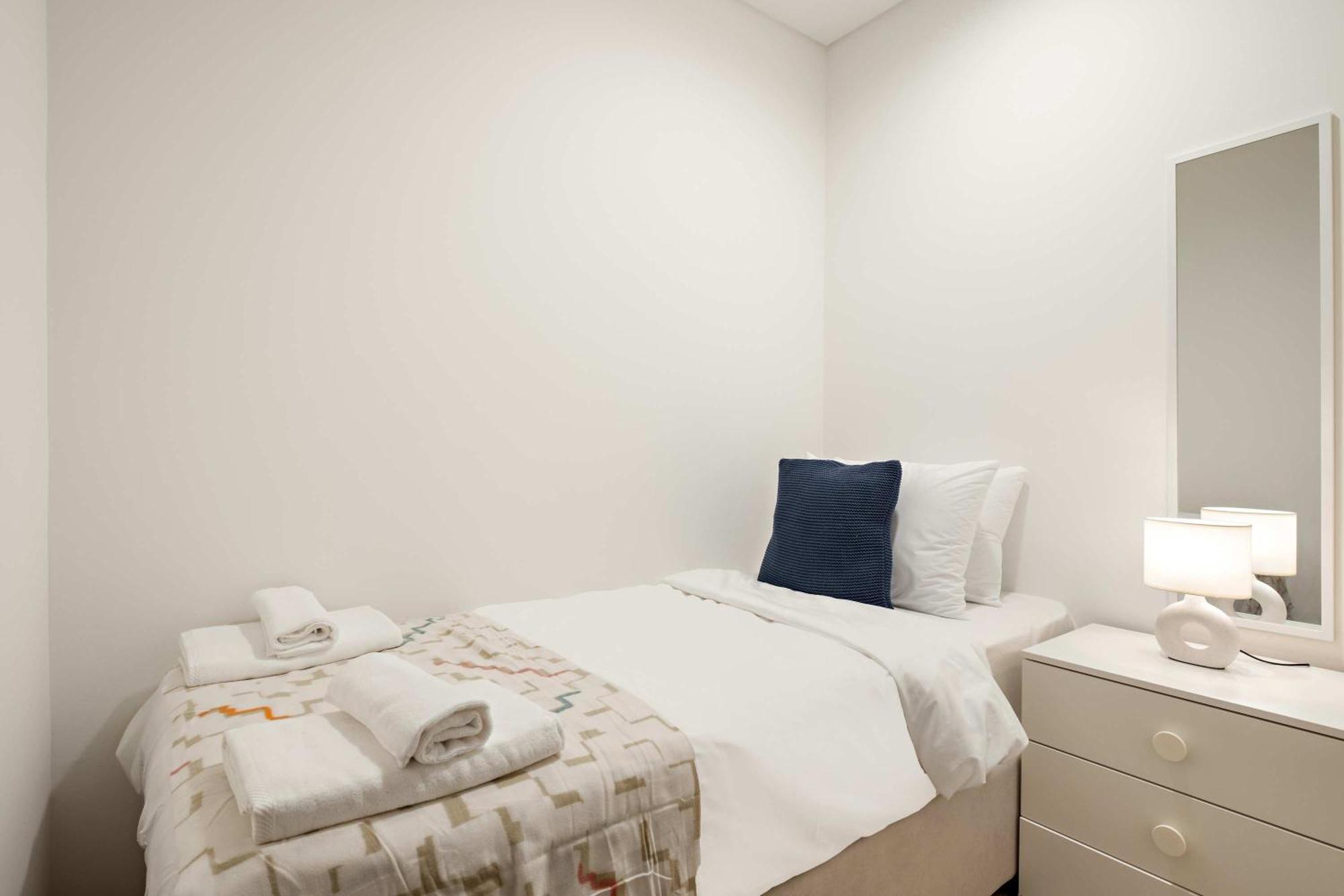 Apartment Silkhaus Canalside 2br With Maid In Canal Front *