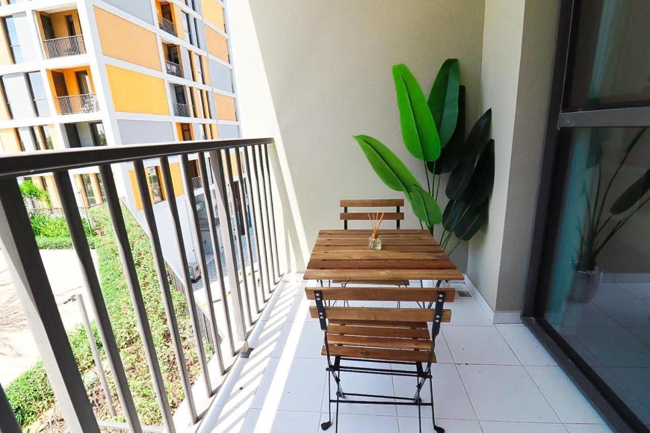 Golden Aura 1 Bedroom Apartment *