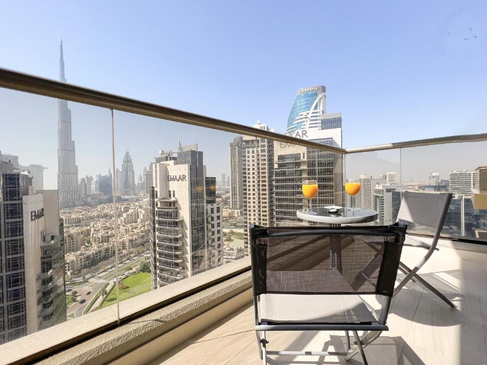 1bdr With Burj Khalifa Views In Elite Downtown * Dubai