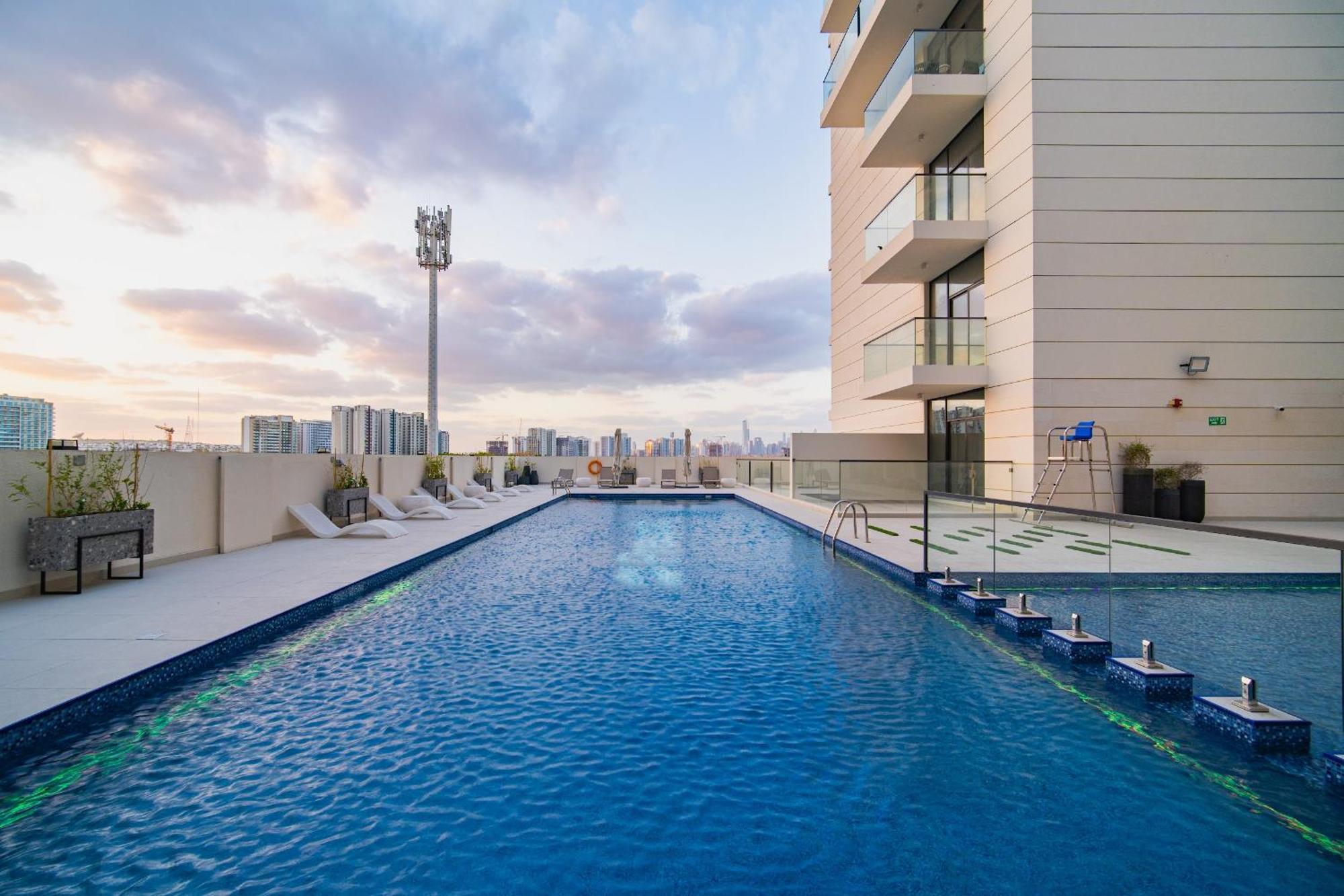 Sunny Studio, Pool, Views, Near Metro Apartment Dubai