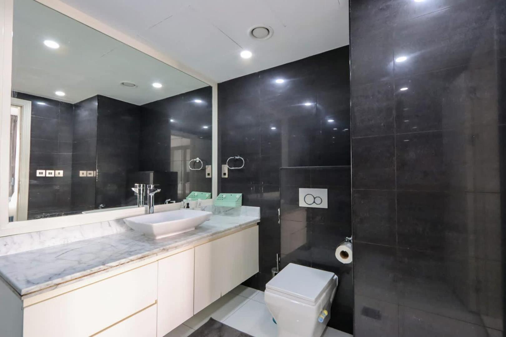Livbnb- 3br With Marina Views In Manchester Tower Apartment Dubai