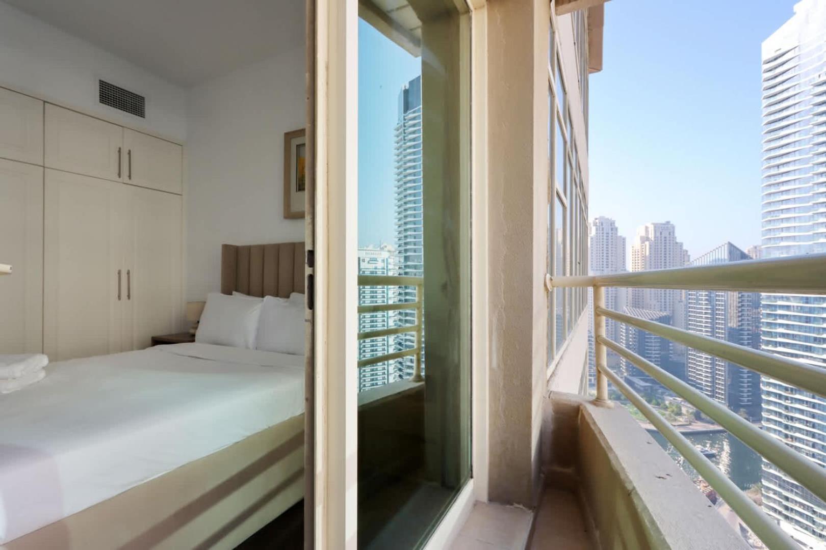 Livbnb- 3br With Marina Views In Manchester Tower Dubai