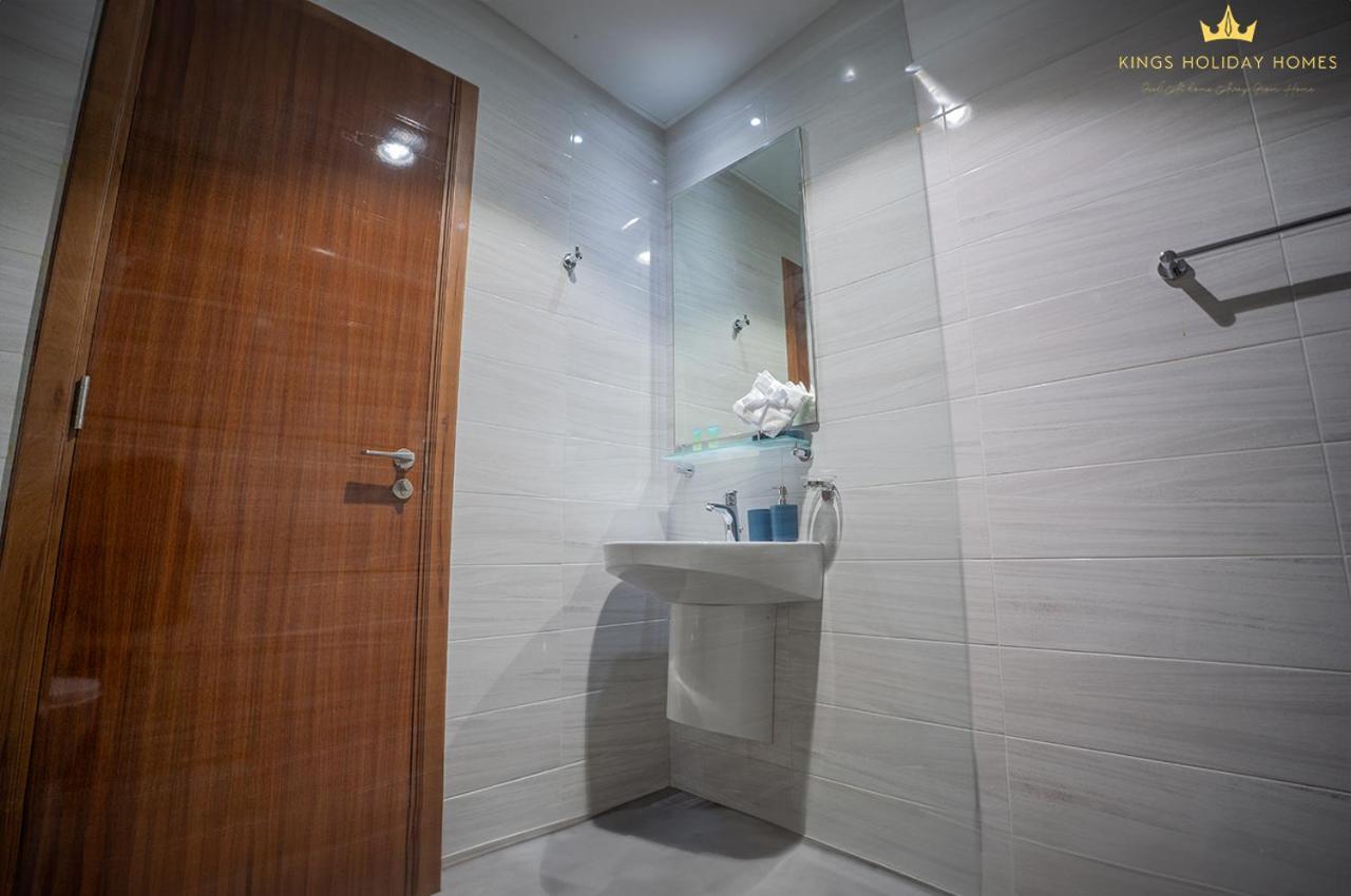 Dunya Tower Royal Holiday home Dubai