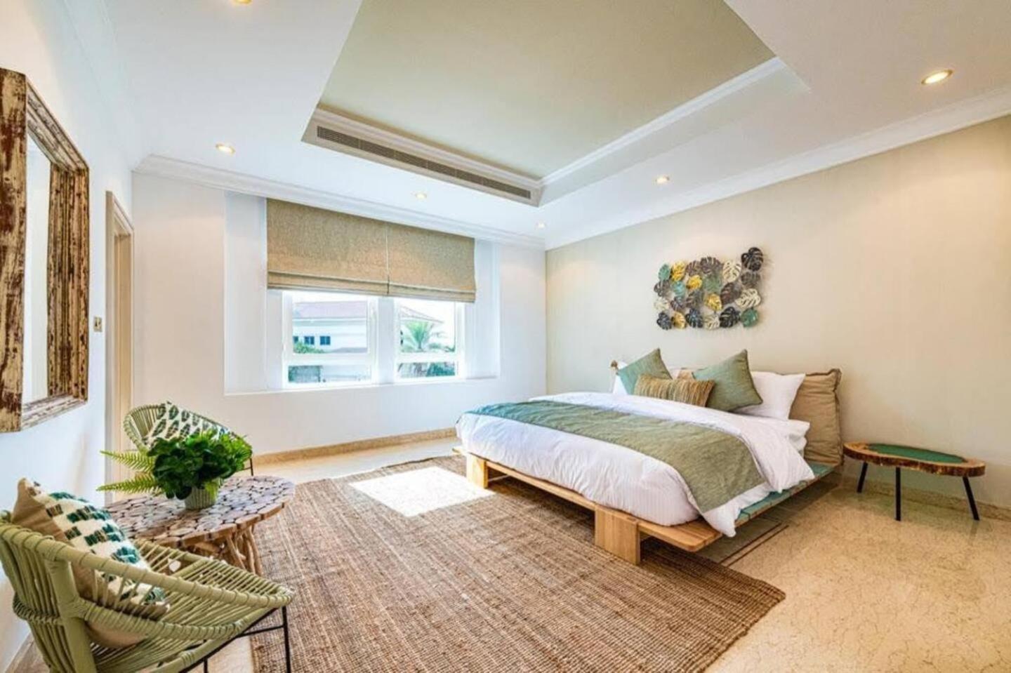 Contemporary Spanish Style Beachfront In Palm Jumeirah *