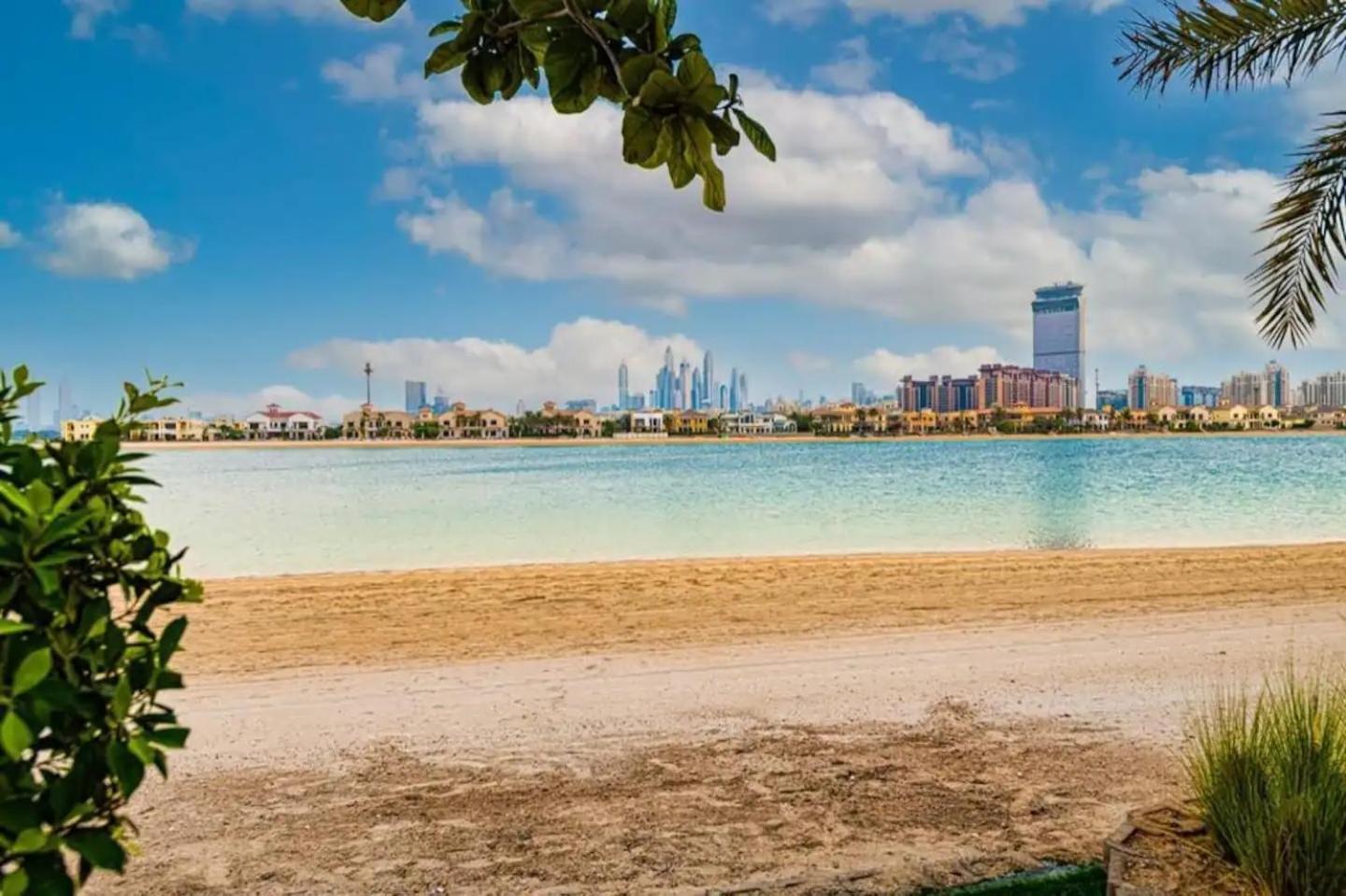 Villa Luxurious With Stunning Sea Views Of Palm Jumeirah