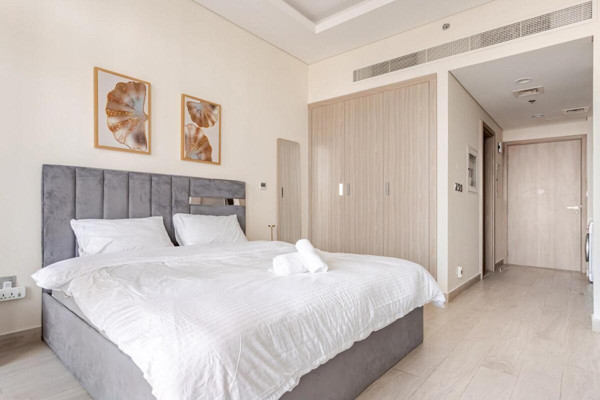 Free Parking Pet Friendly Near Downtown *