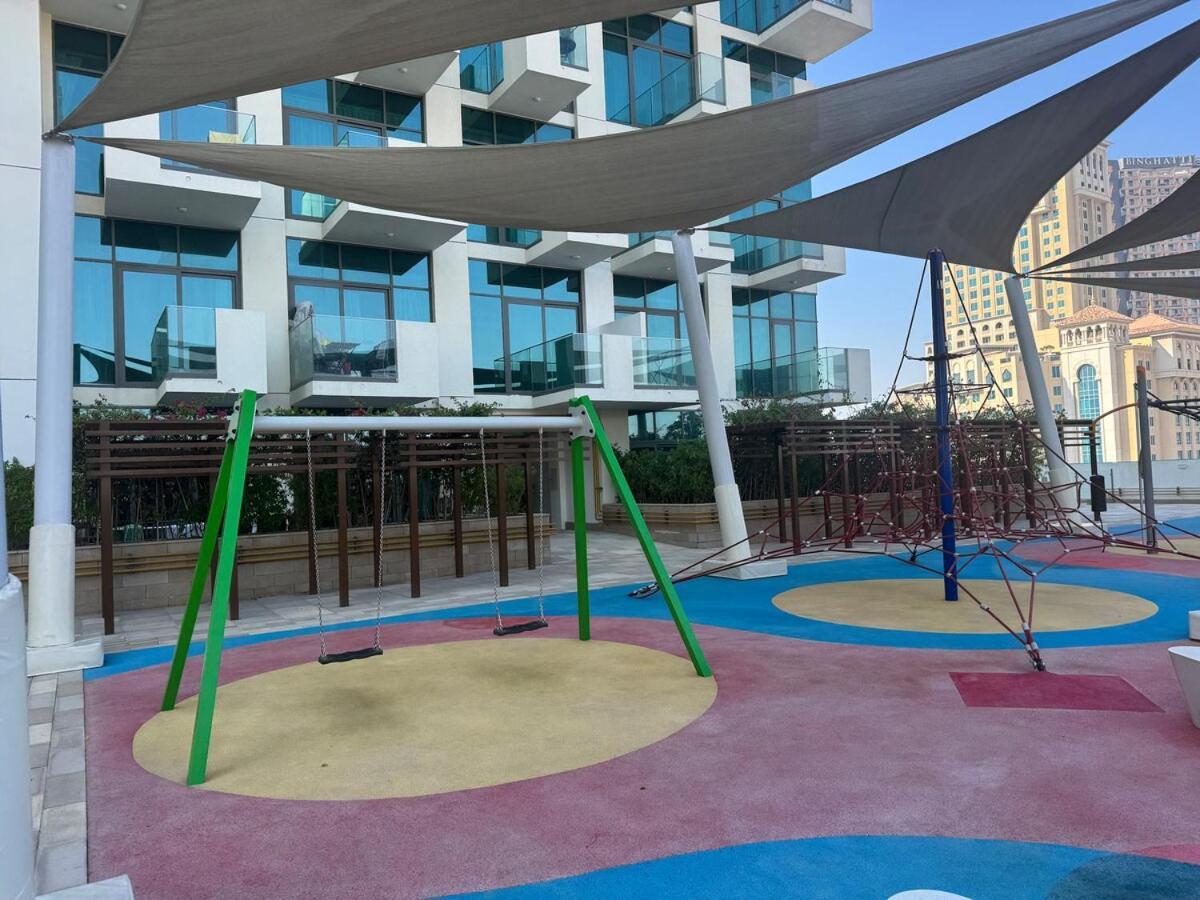Free Parking Pet Friendly Near Downtown Dubai