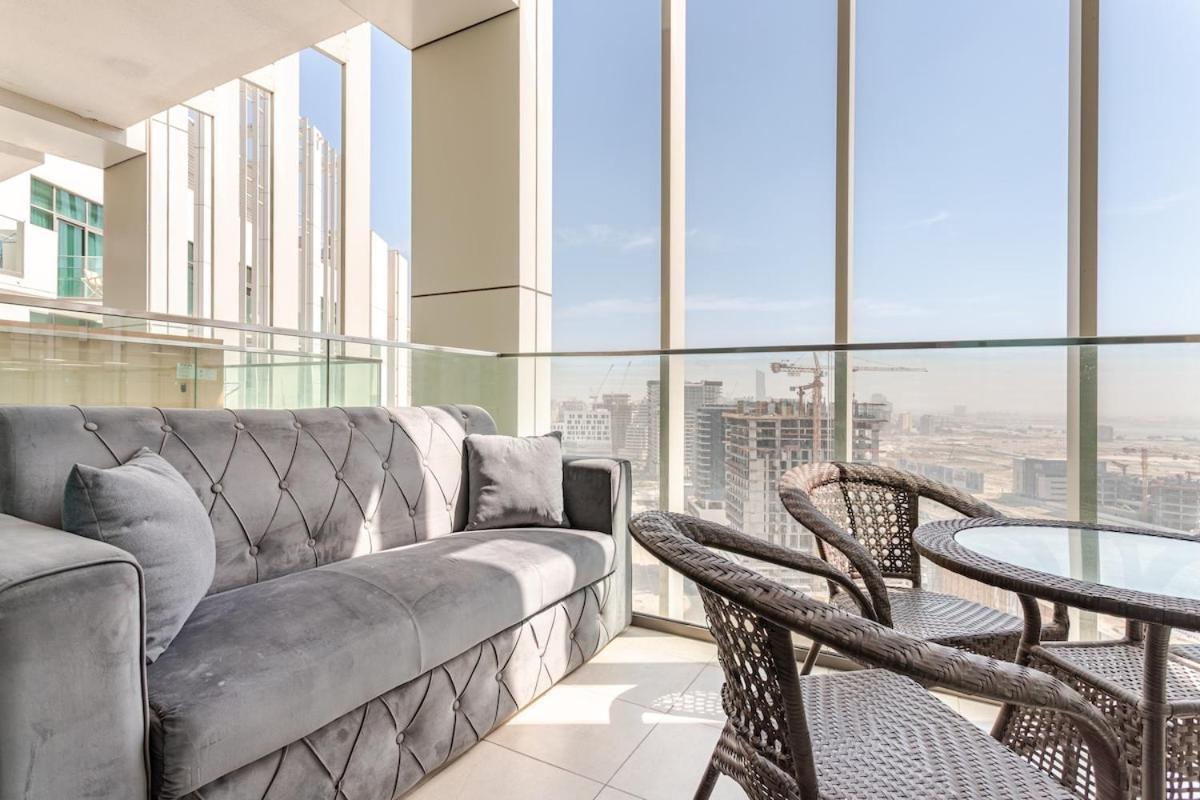 Free Parking Pet Friendly Near Downtown Apartment