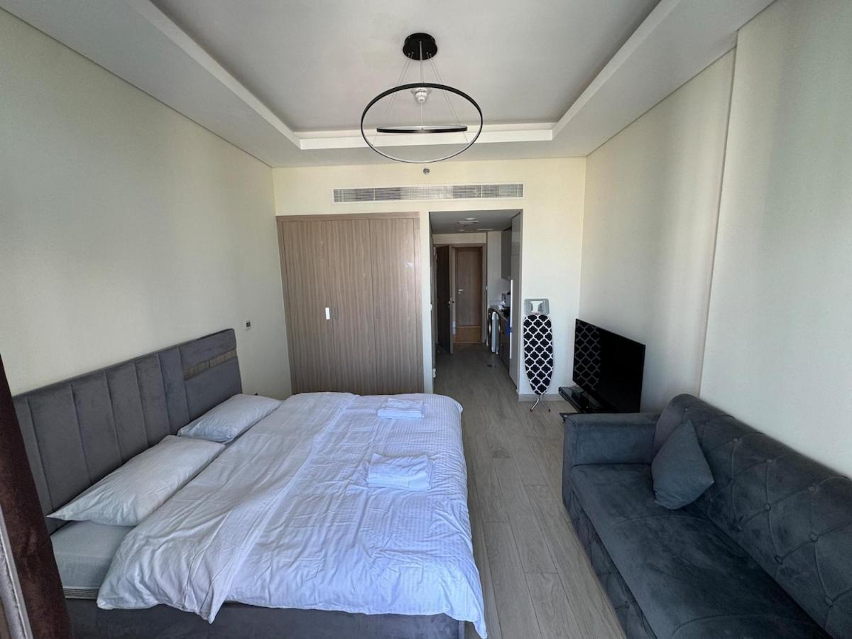 Apartment Free Parking Pet Friendly Near Downtown Dubai