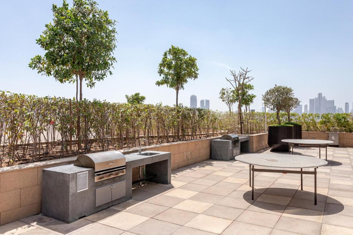 Free Parking Pet Friendly Near Downtown * Dubai