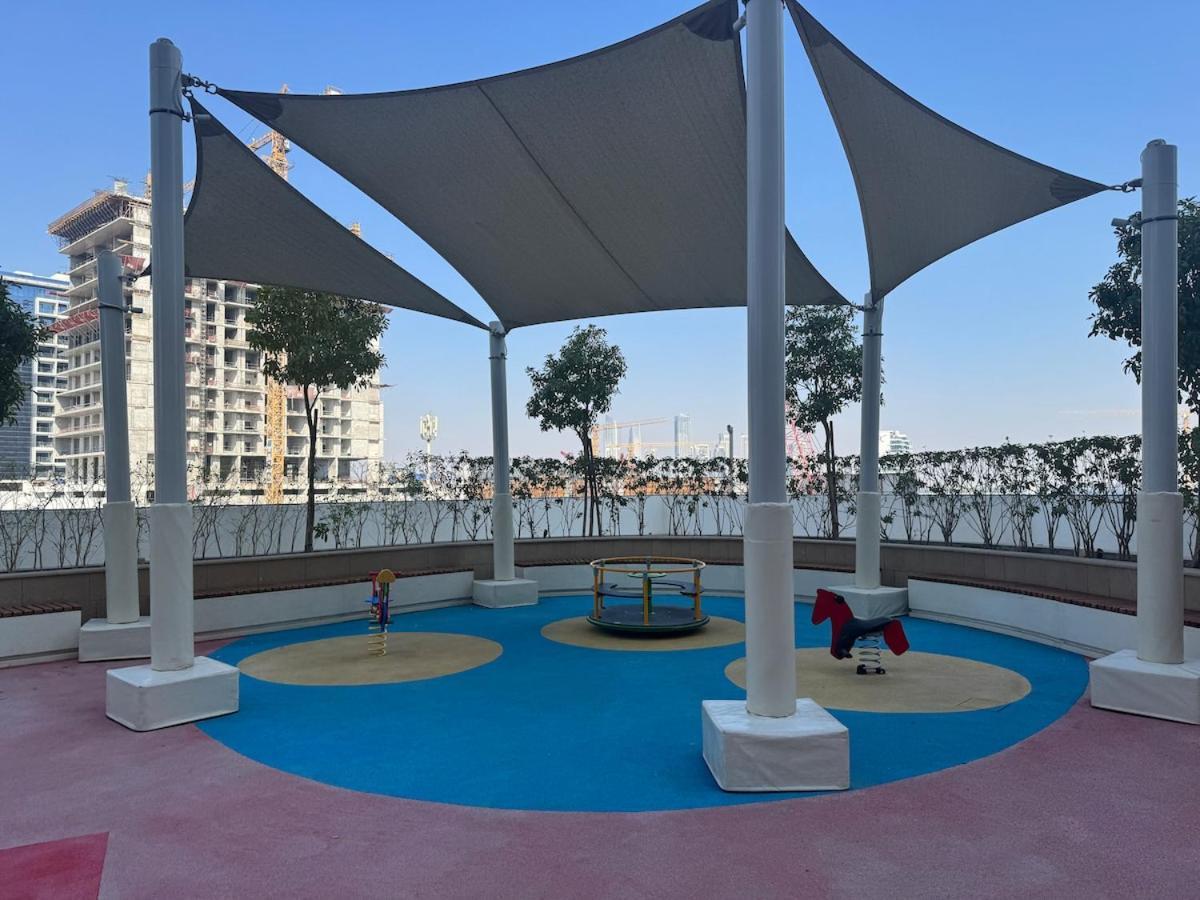 Free Parking Pet Friendly Near Downtown Apartment Dubai