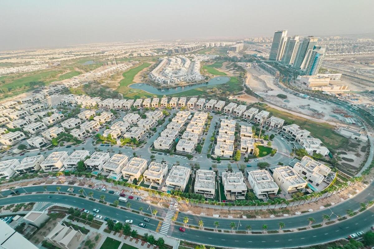 Designer 1br I Golf View I Comfortably Sleeps 4 *