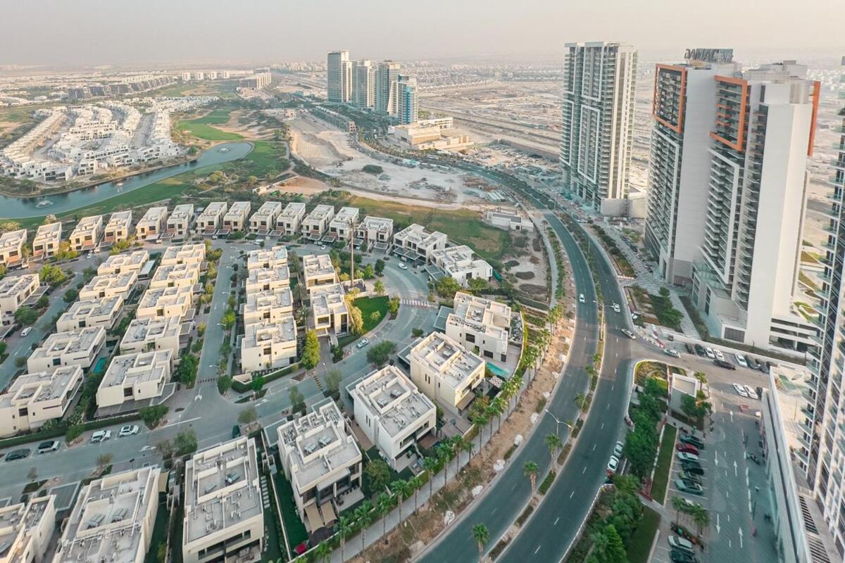 Designer 1br I Golf View I Comfortably Sleeps 4 Apartment *