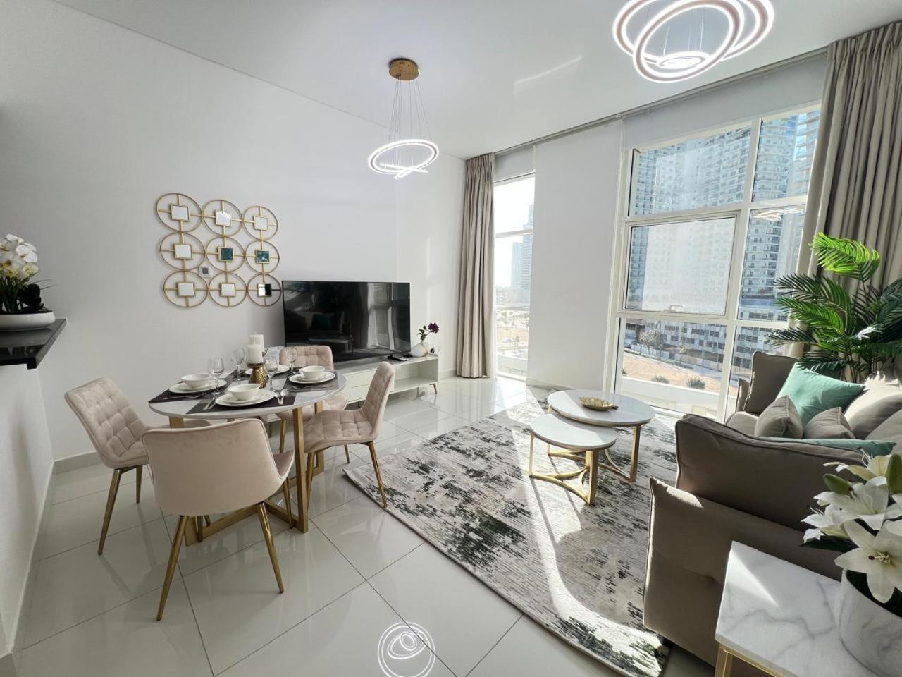 Apartment Luxury Prestige 1br In Damac Central-02 *