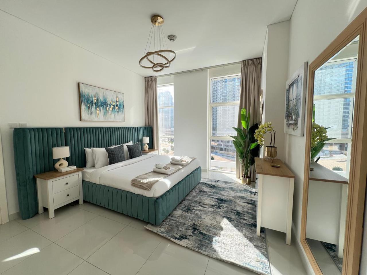 Apartment Luxury Prestige 1br In Damac Central-02 *