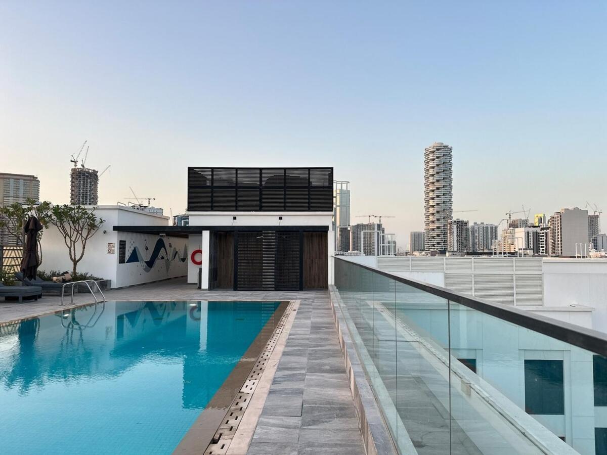 Apartment Peaceful 2 Bed Oasis In Jvc