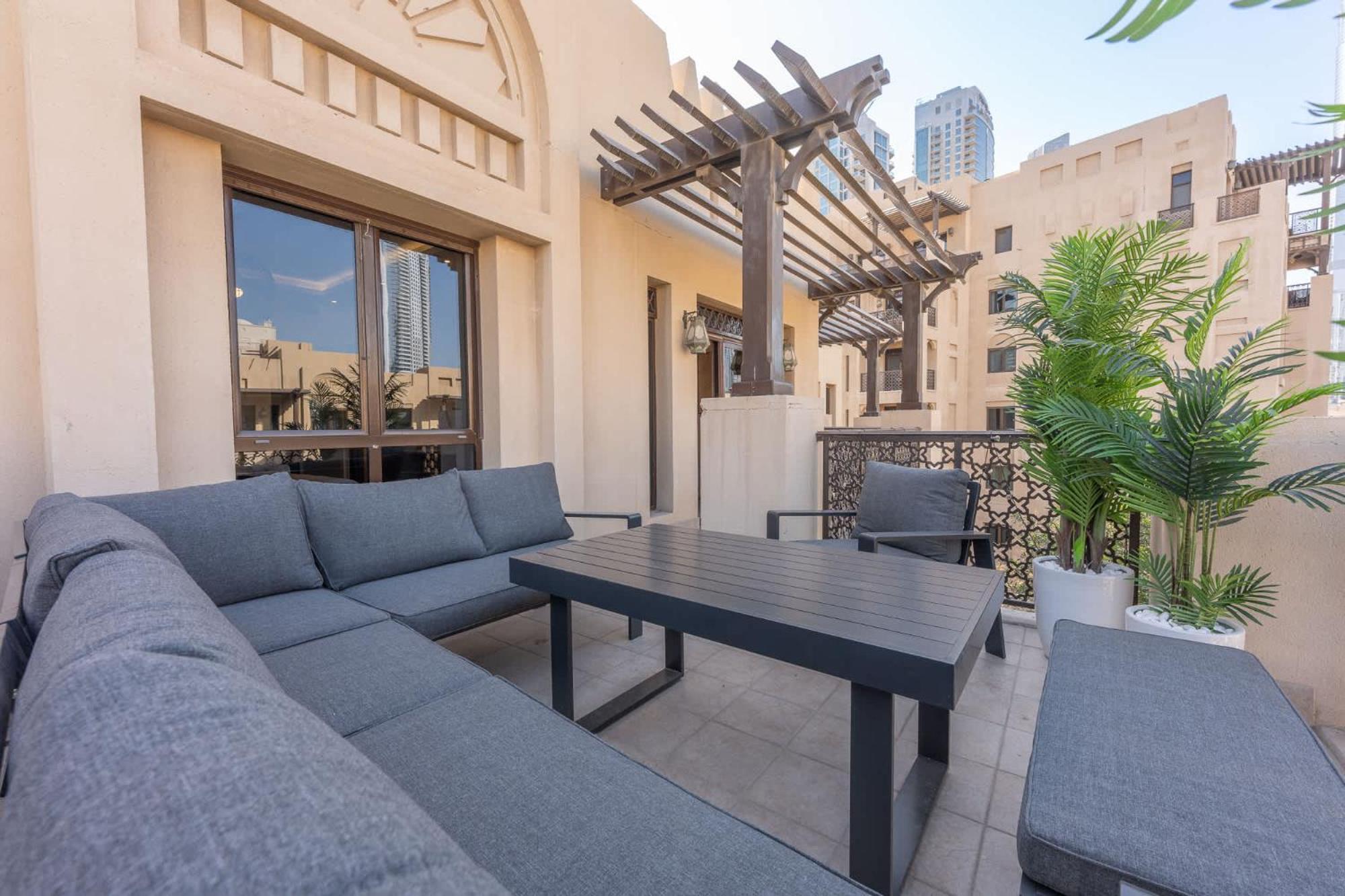 Luxury 2br With Full Burj Khalifa View 2-min Walk To Mall * Dubai