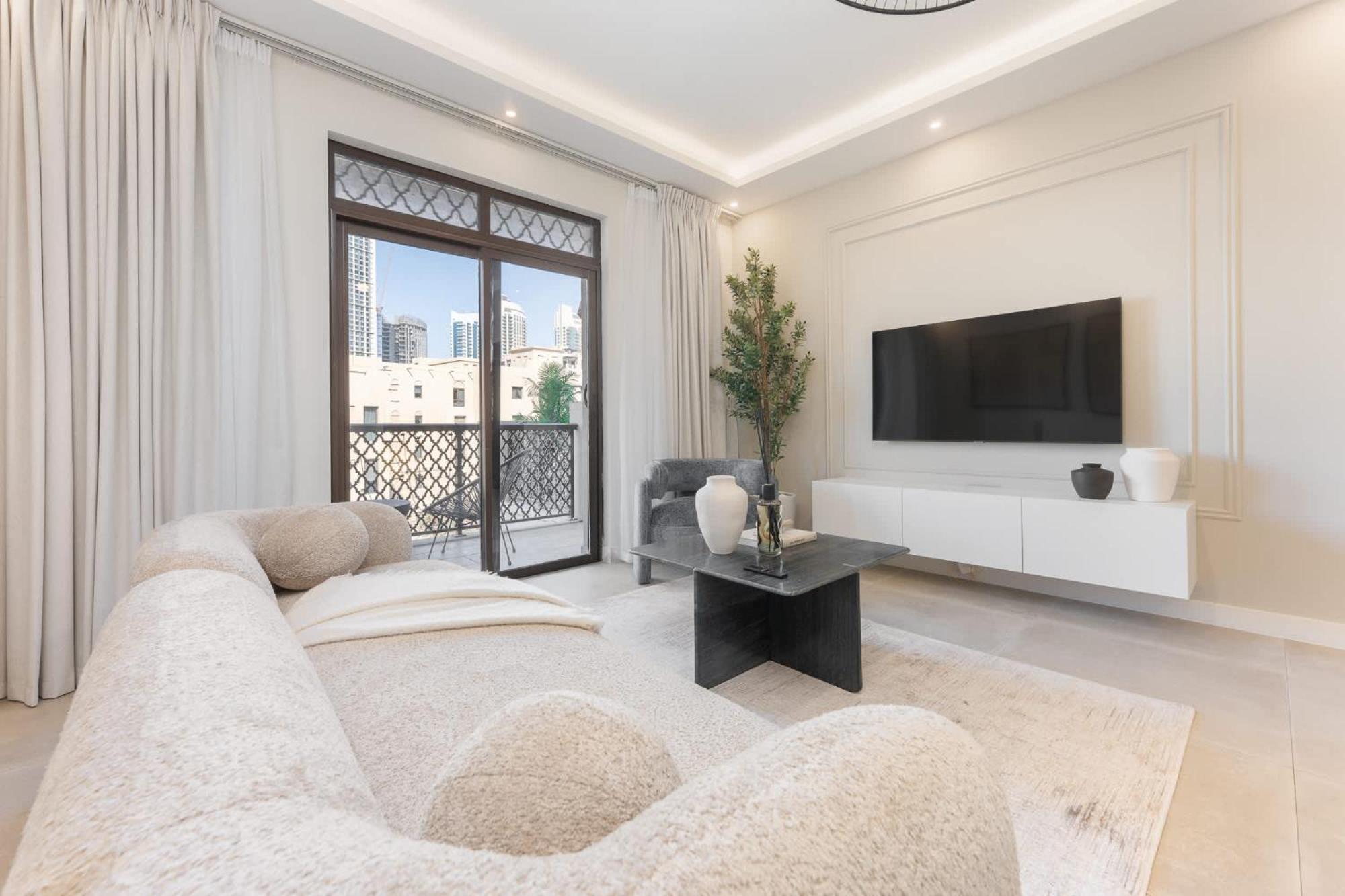 Luxury 2br With Full Burj Khalifa View 2-min Walk To Mall Apartment