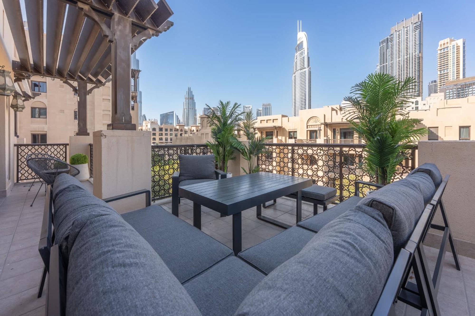 Luxury 2br With Full Burj Khalifa View 2-min Walk To Mall * Dubai