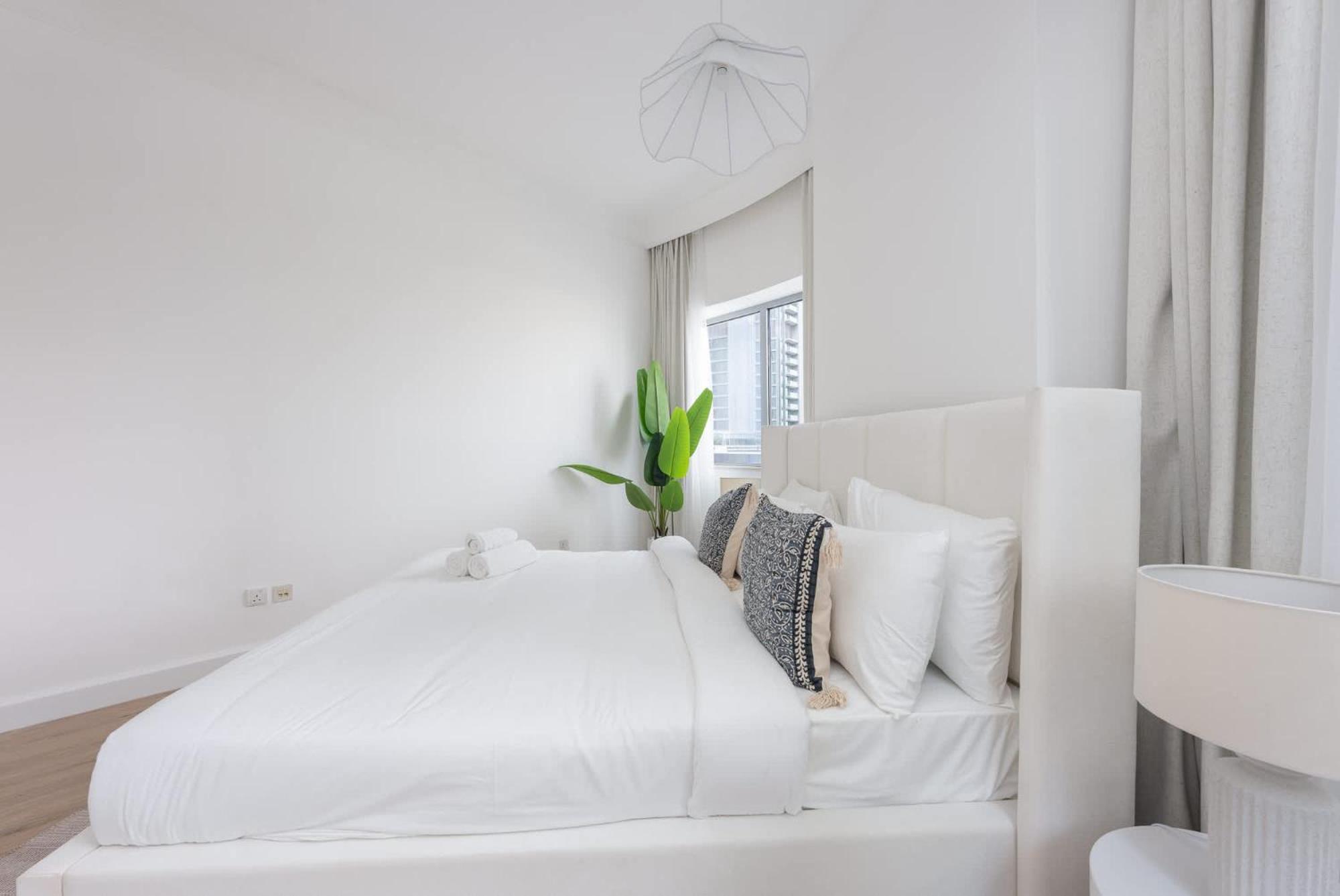Apartment 2br Bliss In Vibrant Business Bay *