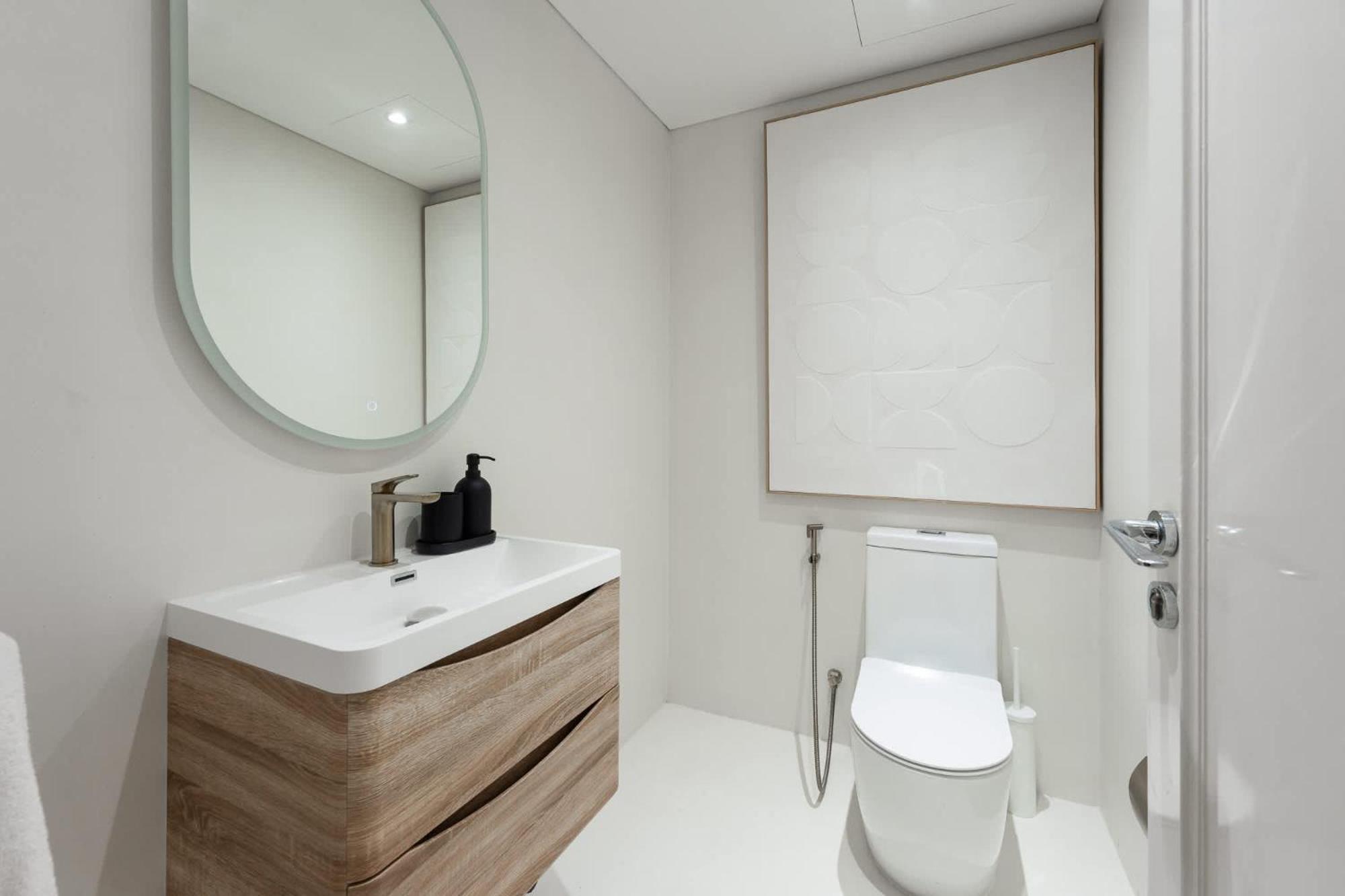2br Bliss In Vibrant Business Bay Dubai