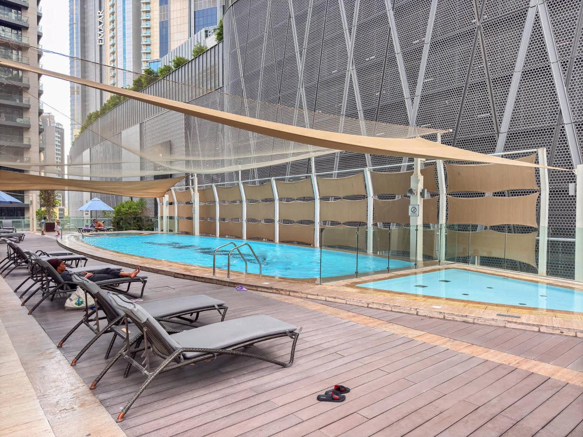 2br Bliss In Vibrant Business Bay *