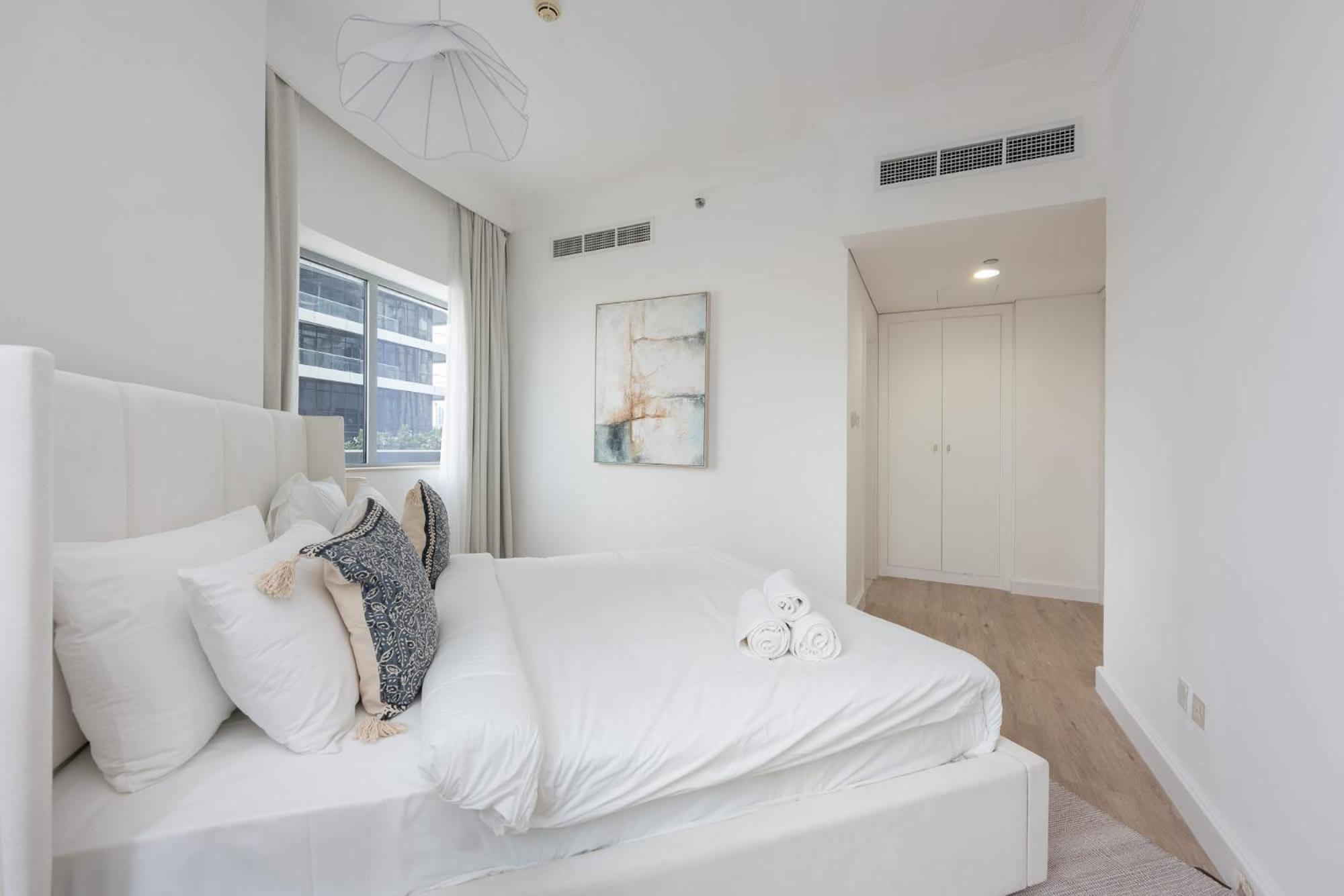 Apartment 2br Bliss In Vibrant Business Bay *
