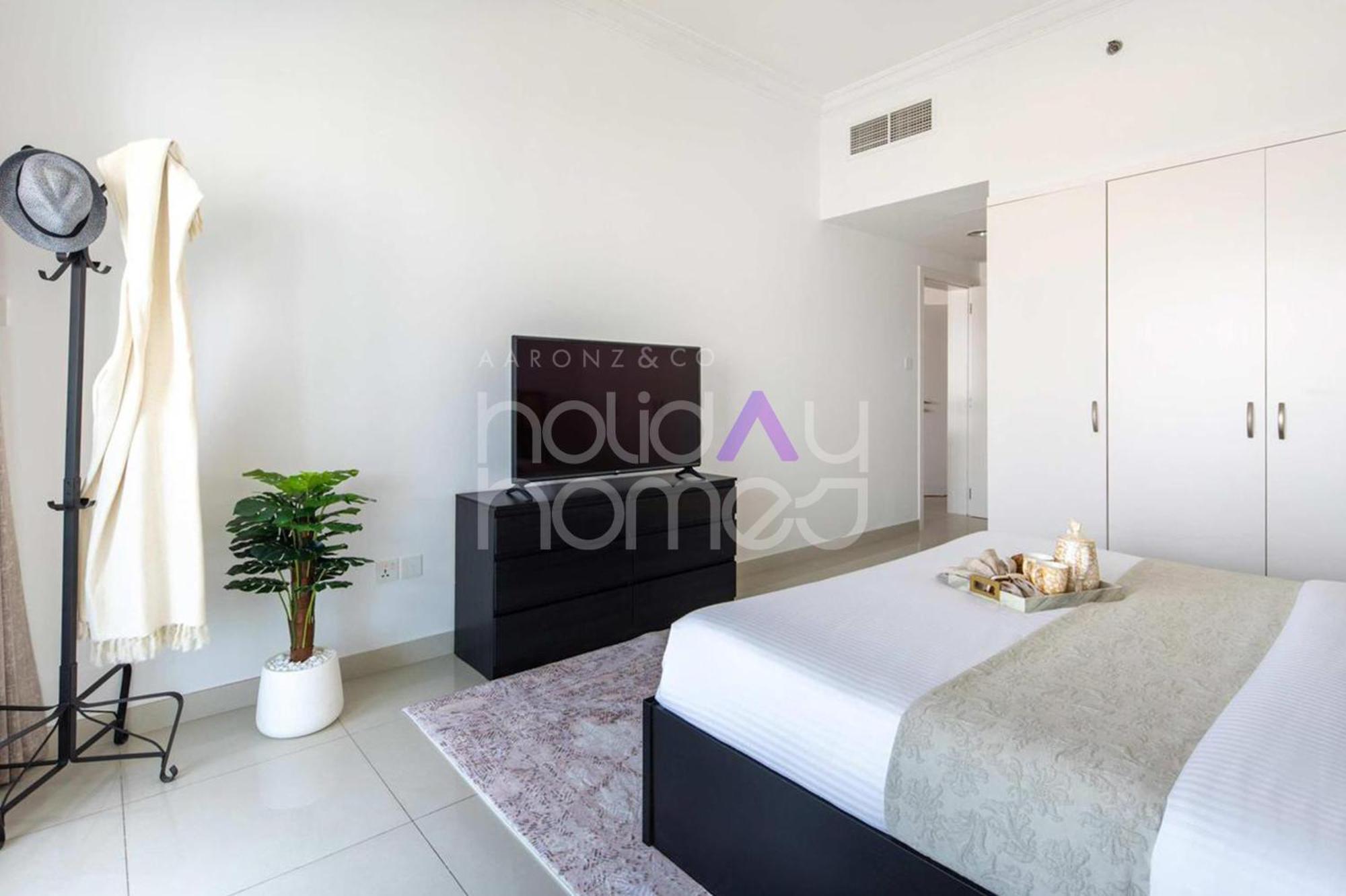 Apartment Spacious 1br Residences At Business