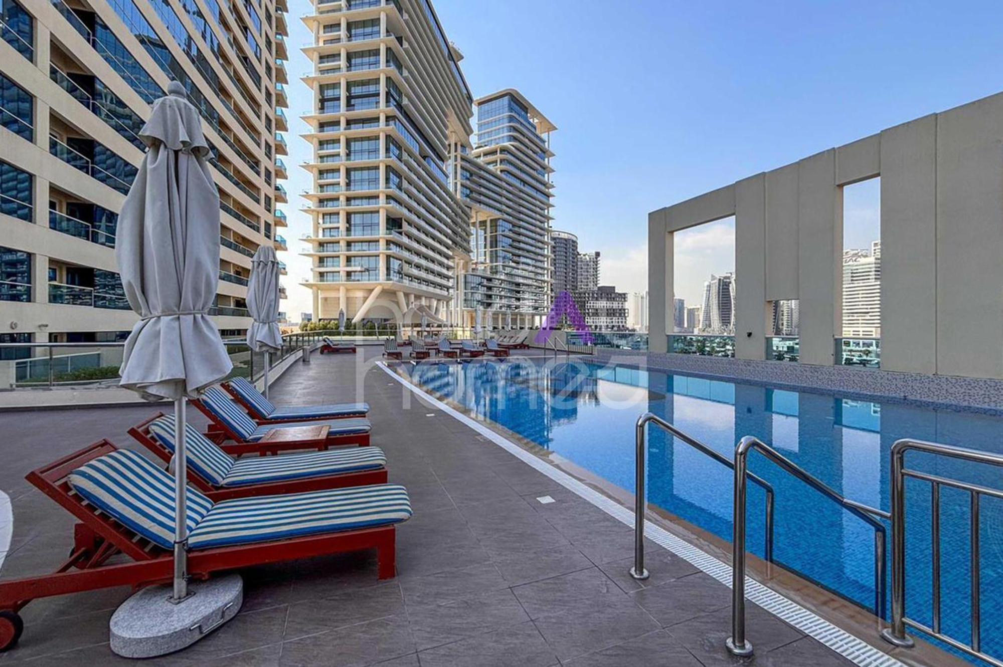 Spacious 1br Residences At Business Dubai