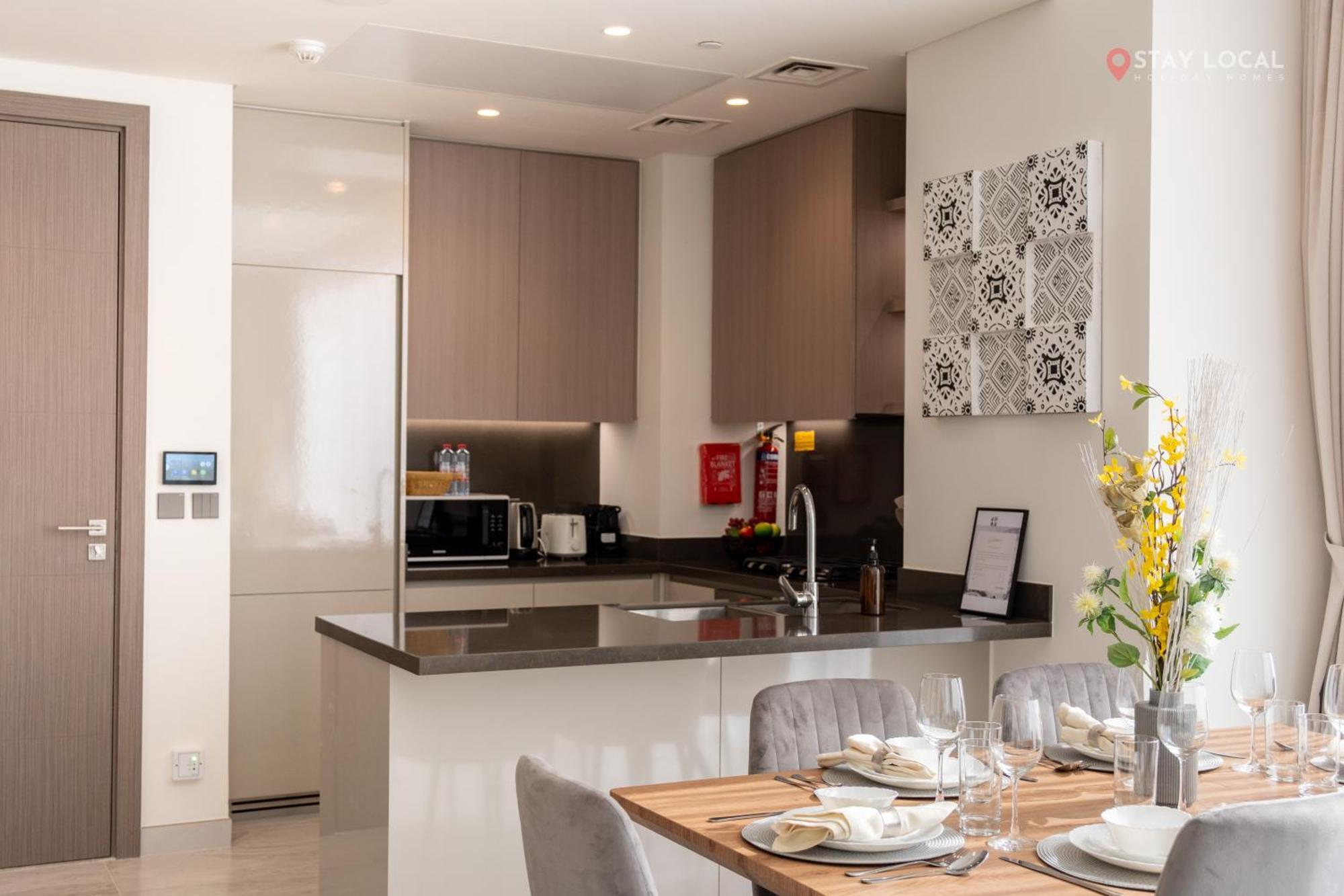 Brand New 1br I In Style I Canal & Burj Khalifa Views Apartment *