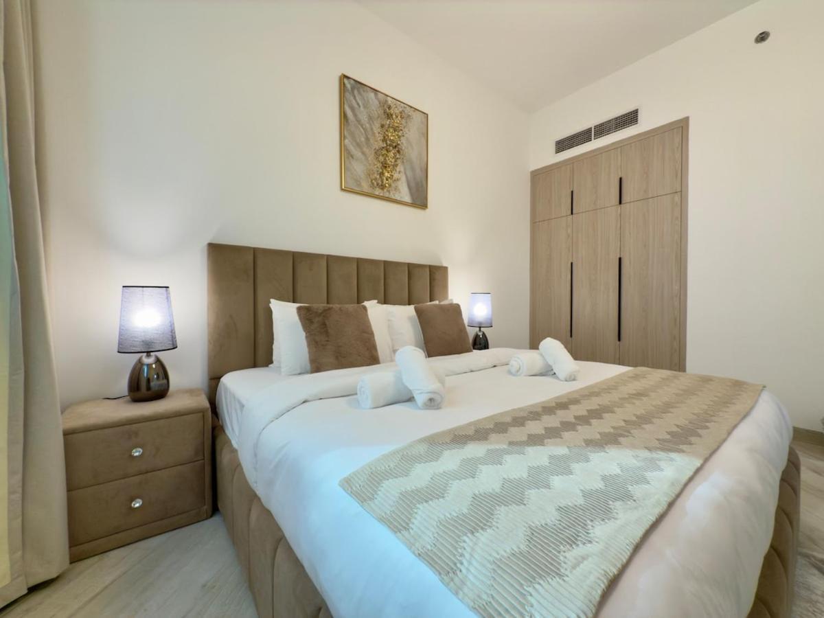 Apartment Brand New-fully Furnished Elegant 1br In Jvc