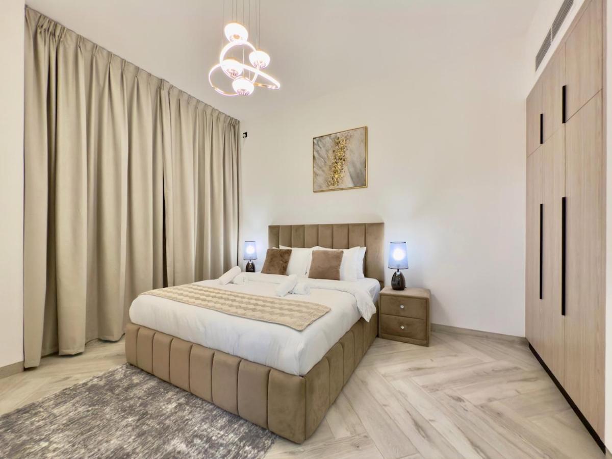 Brand New-fully Furnished Elegant 1br In Jvc Apartment