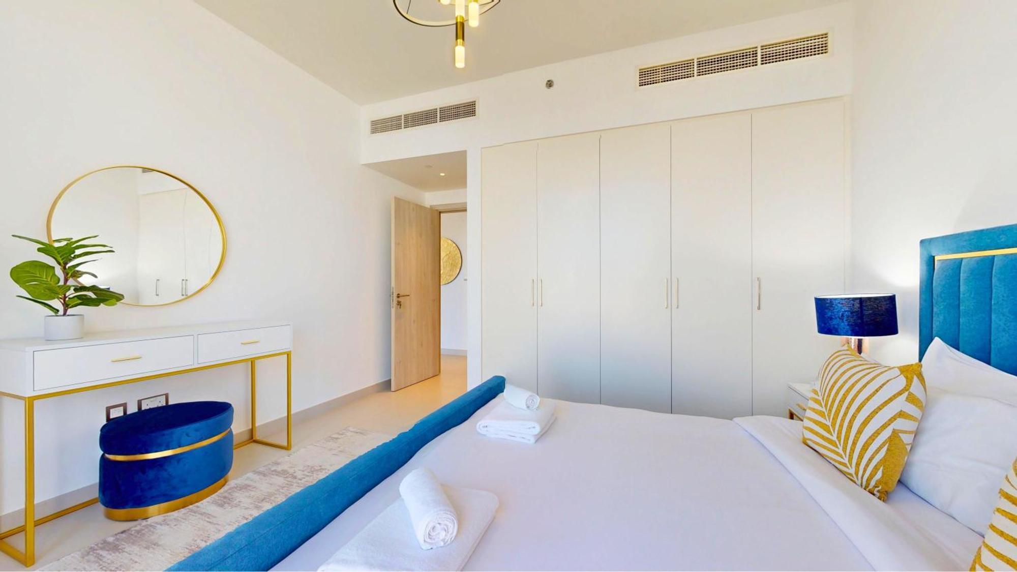 Waterfront - Luxury 1br In Creek Harbour Apartment *