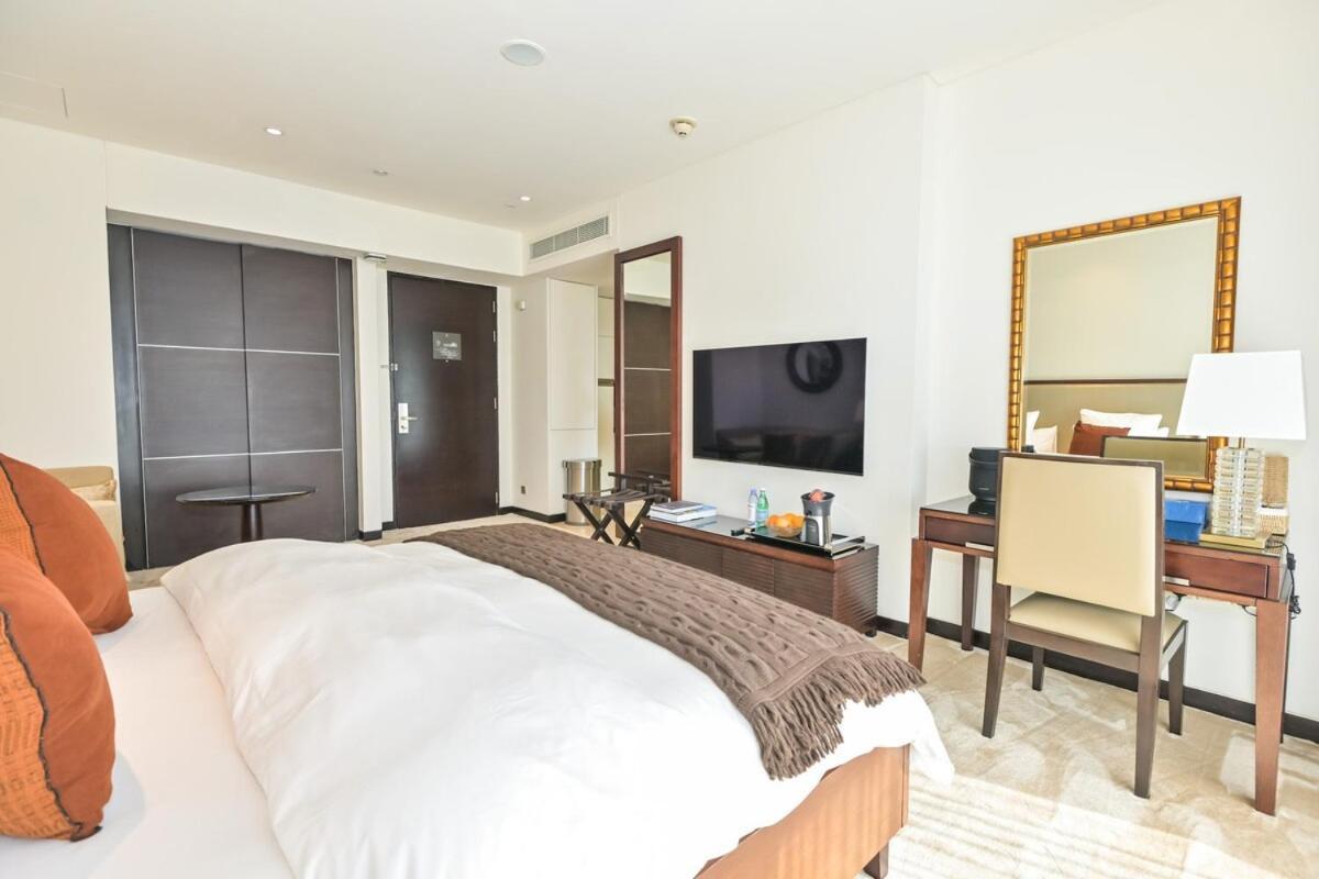 On The 30th Floor With Stunning Marina View Apartment Dubai