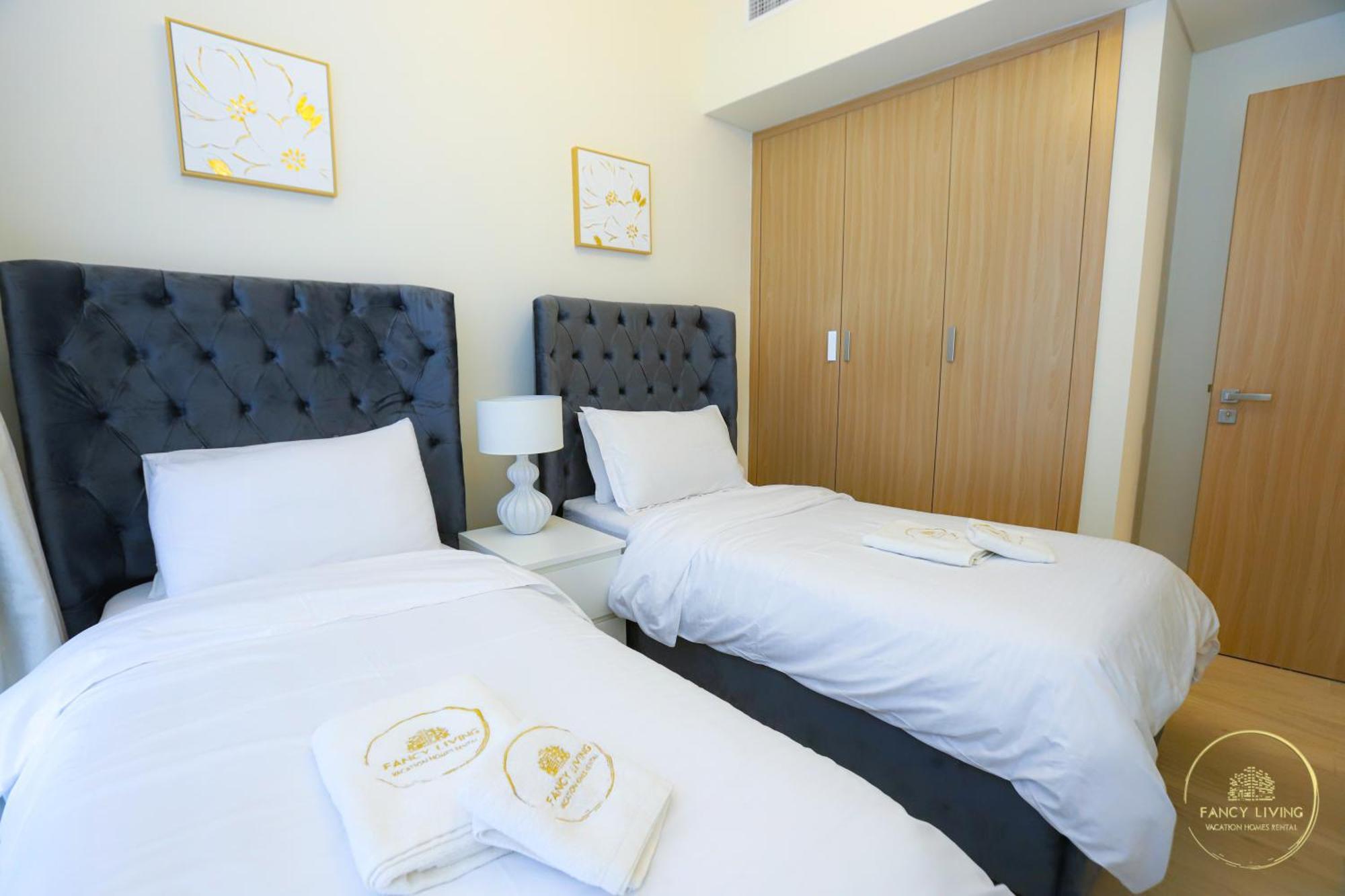 Luxury 2-bhk Located In Azizi Riviera 47 Riv 47-419