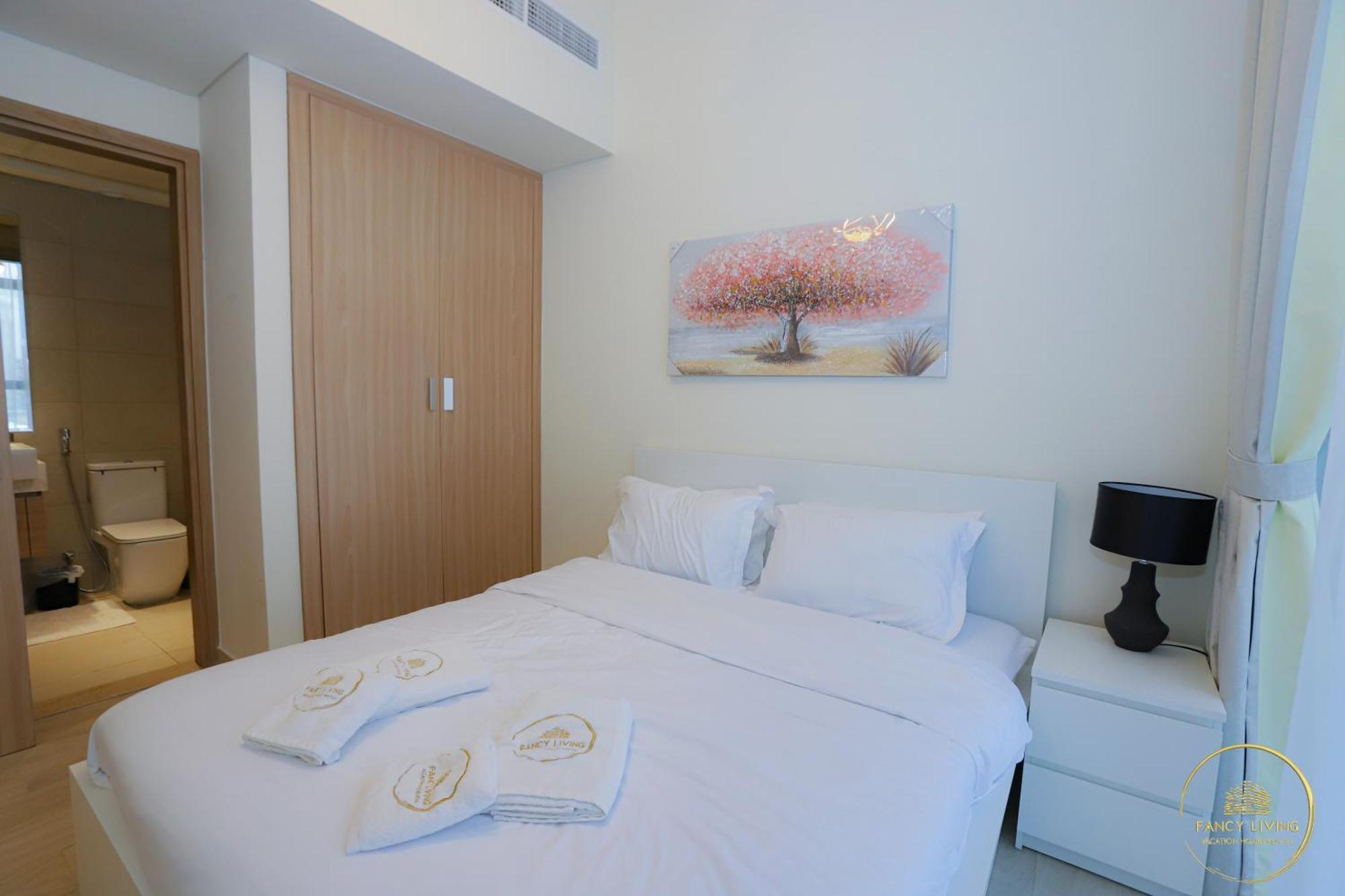 Apartment Luxury 2-bhk Located In Azizi Riviera 47 Riv 47-419 Dubai