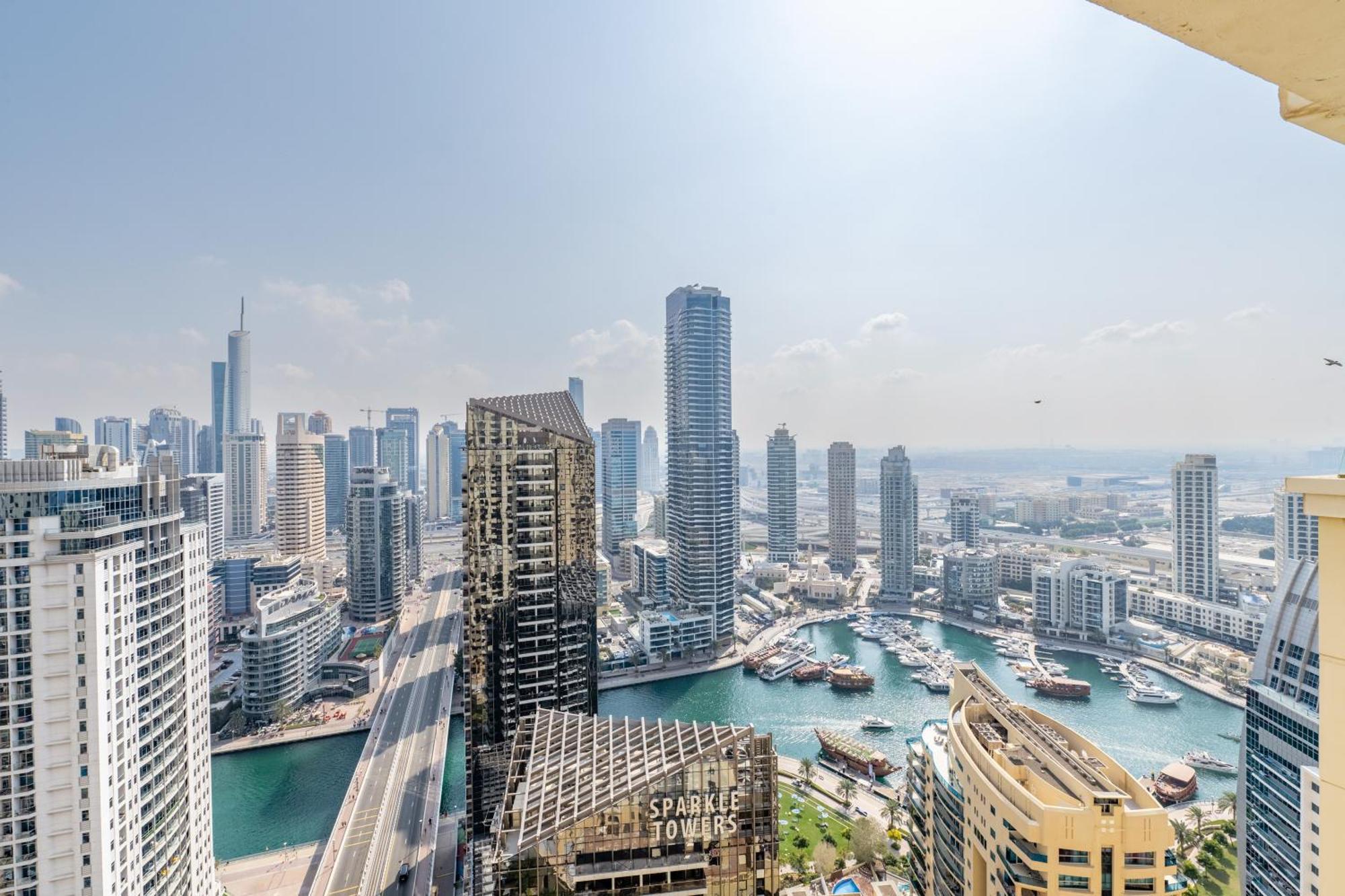 Apartment Luxe Marina View Retreat! 2bdrm Dubai