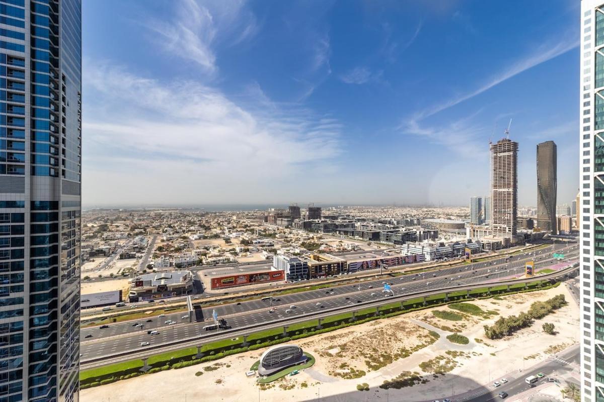 64th Floor Rooftop Dream, Burj Khalifa View Pool, 2br In Paramount Midtown Dubai