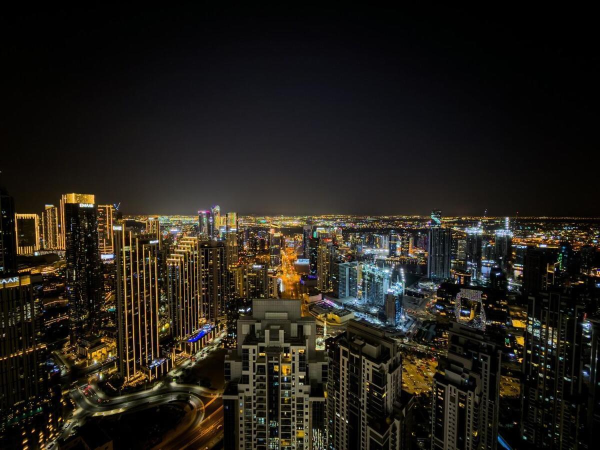 Apartment 64th Floor Rooftop Dream, Burj Khalifa View Pool, 2br In Paramount Midtown Dubai