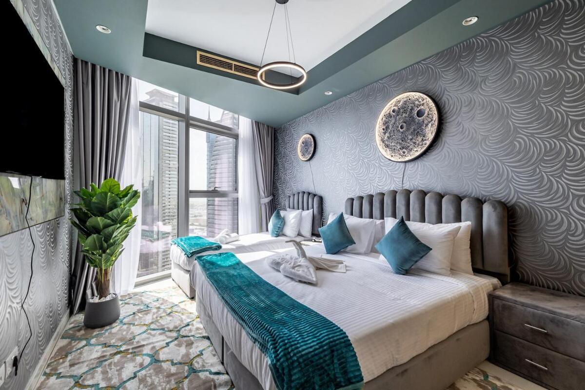 64th Floor Rooftop Dream, Burj Khalifa View Pool, 2br In Paramount Midtown Apartment *
