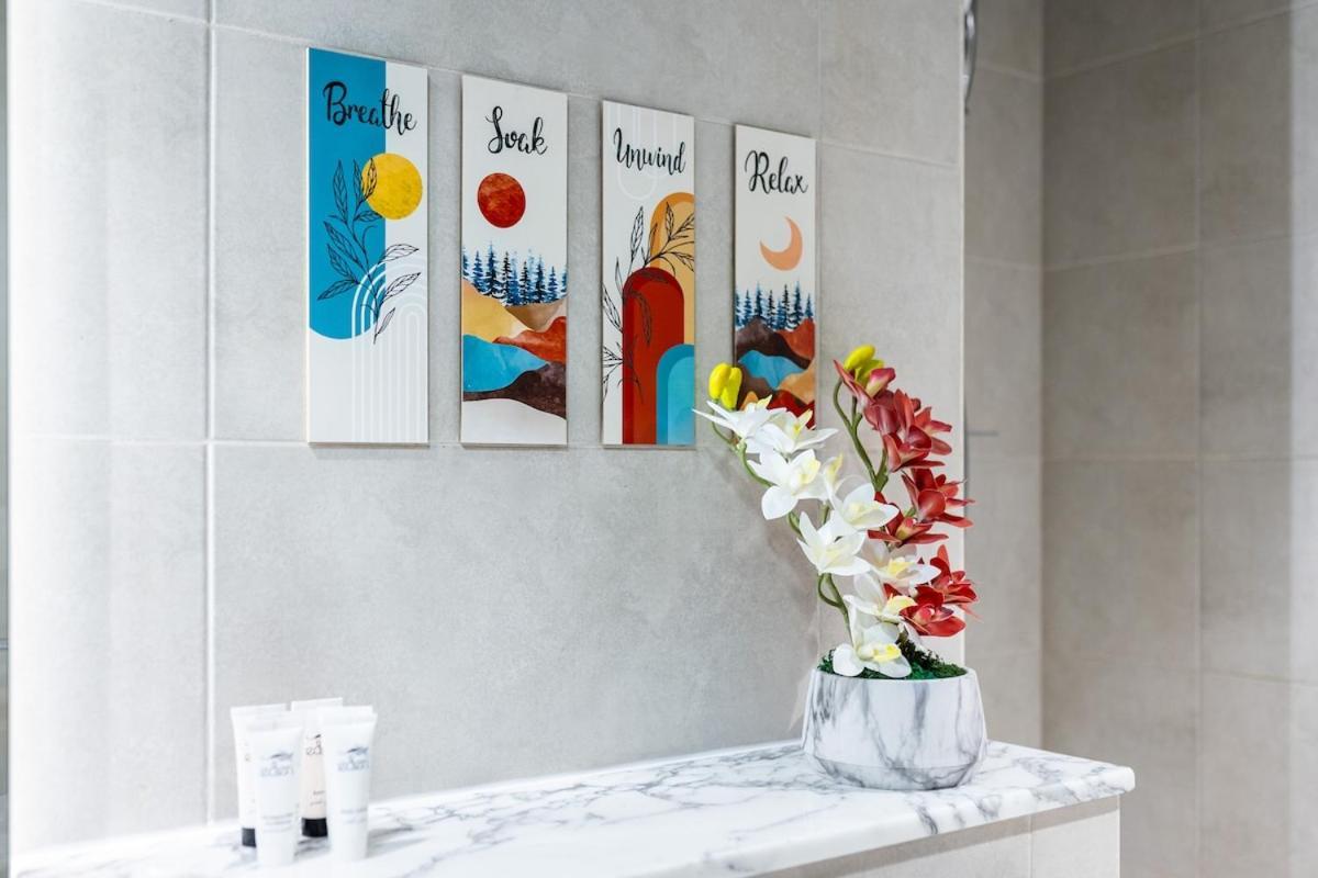 64th Floor Rooftop Dream, Burj Khalifa View Pool, 2br In Paramount Midtown Apartment *