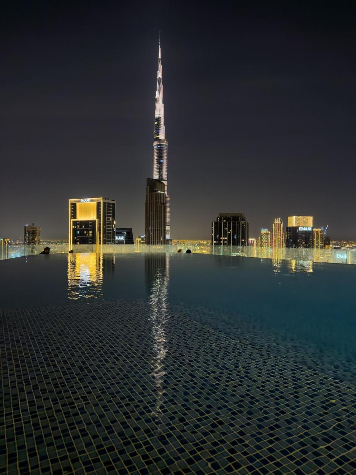 64th Floor Rooftop Dream, Burj Khalifa View Pool, 2br In Paramount Midtown